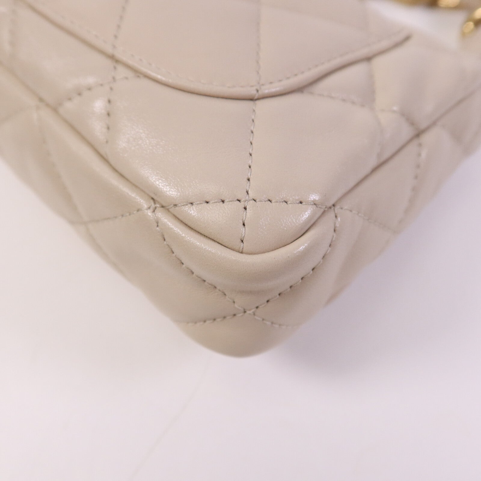 CHANEL 【激減優惠】牛皮皮革Chain Shoulder金扣肩背袋
