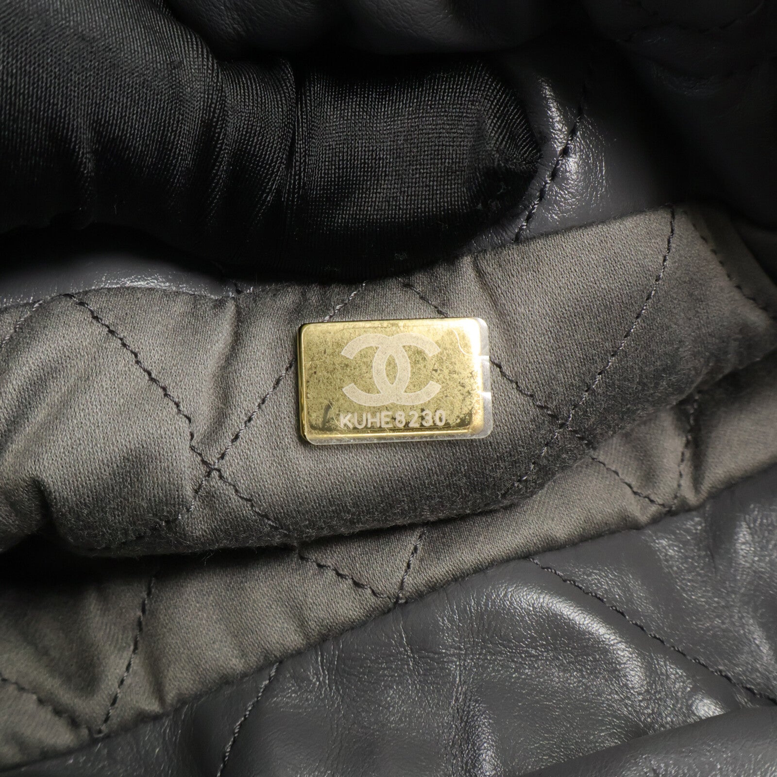 CHANEL 羊皮皮革Chanel 22 Mini鏈帶手挽肩背兩用袋
