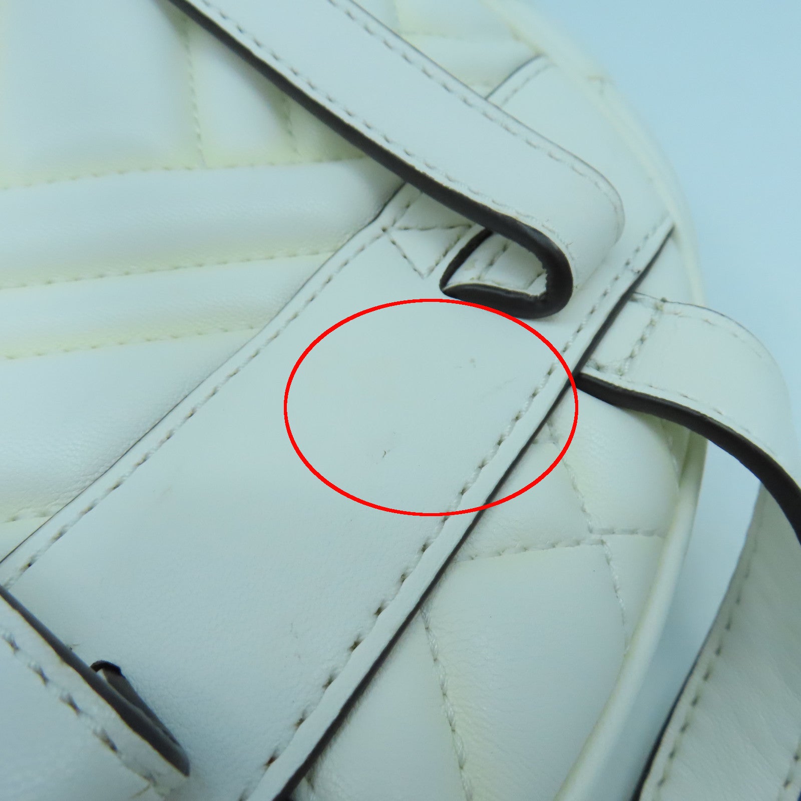 Michael Kors 牛皮皮革Rucksack銀扣背包白色