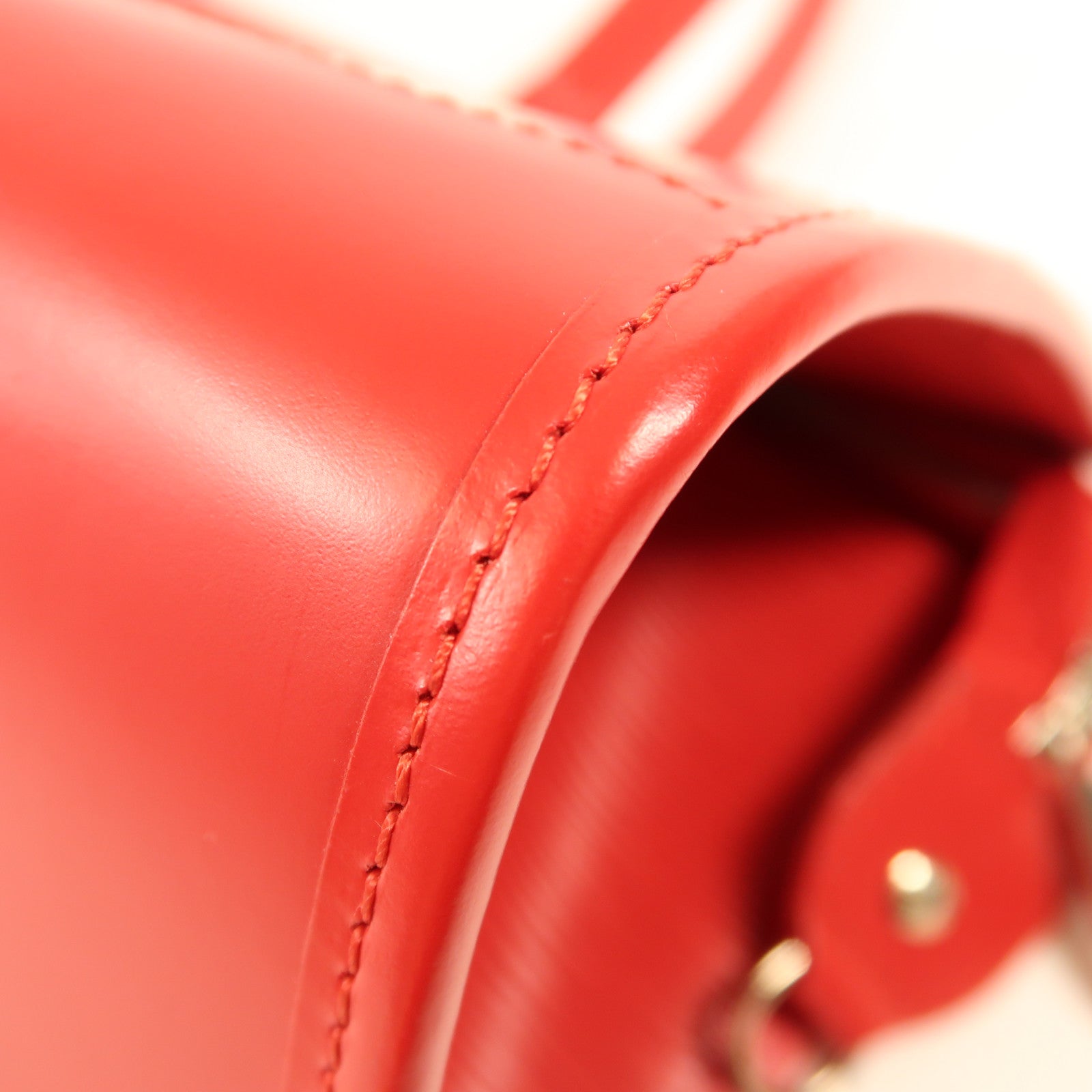 LOUIS VUITTON Epi Madeleine PM銀扣肩背袋