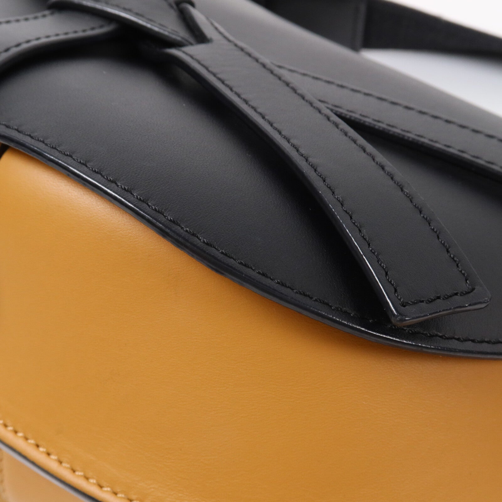LOEWE 牛皮皮革Gate Small肩背袋