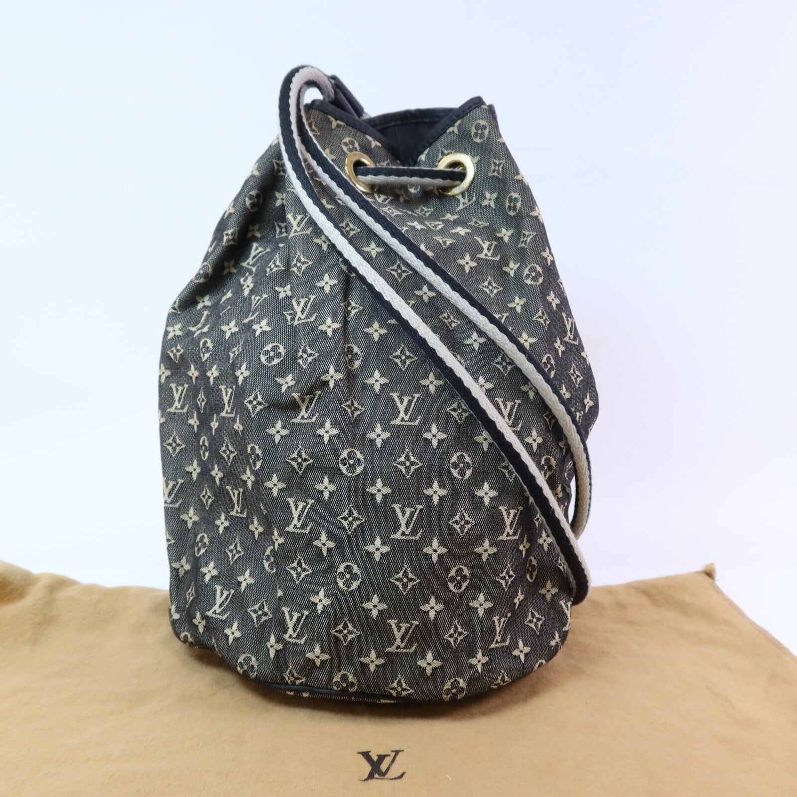 LOUIS VUITTON Monogram Mini Lin Betsy金扣背包