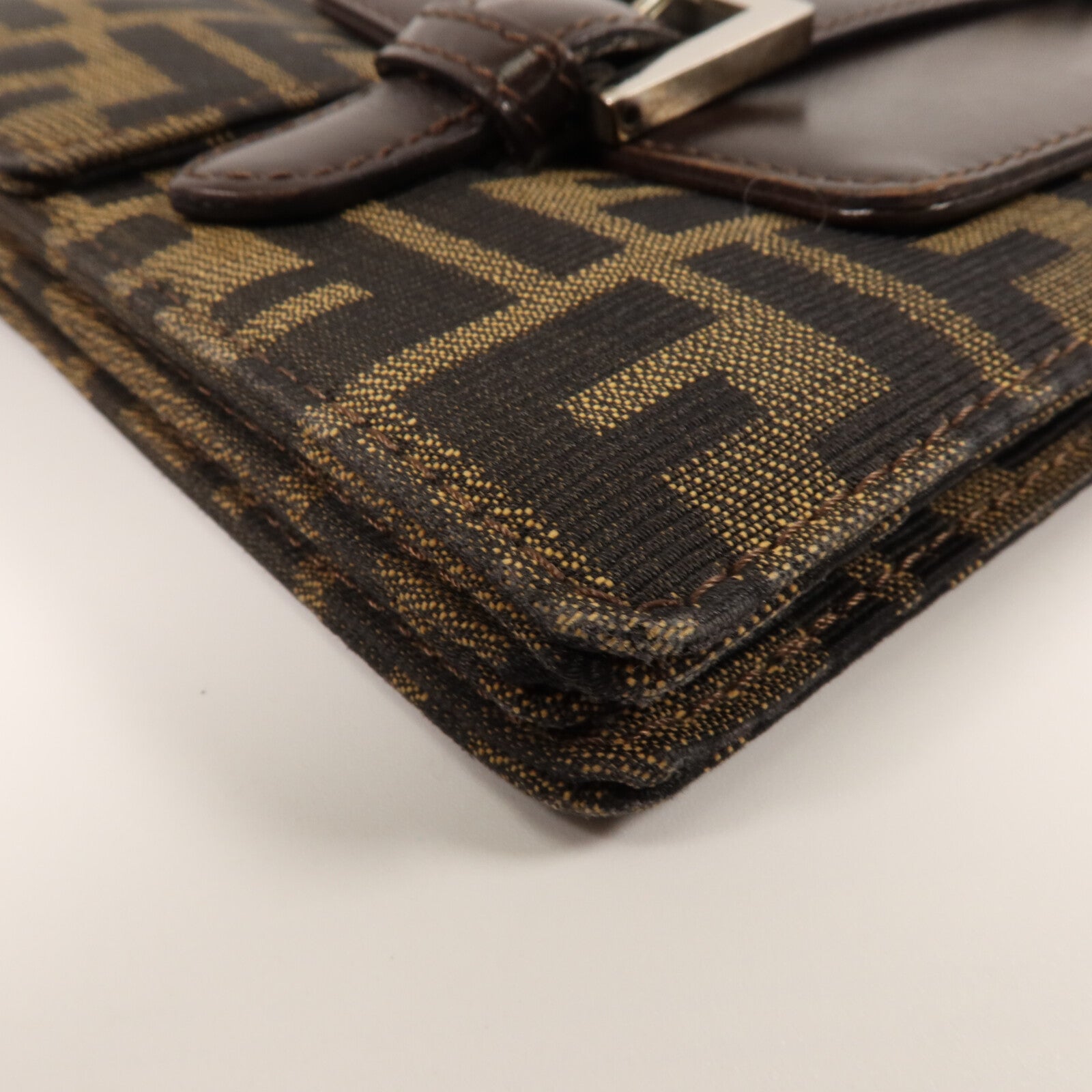 FENDI 帆布Zucca肩背袋