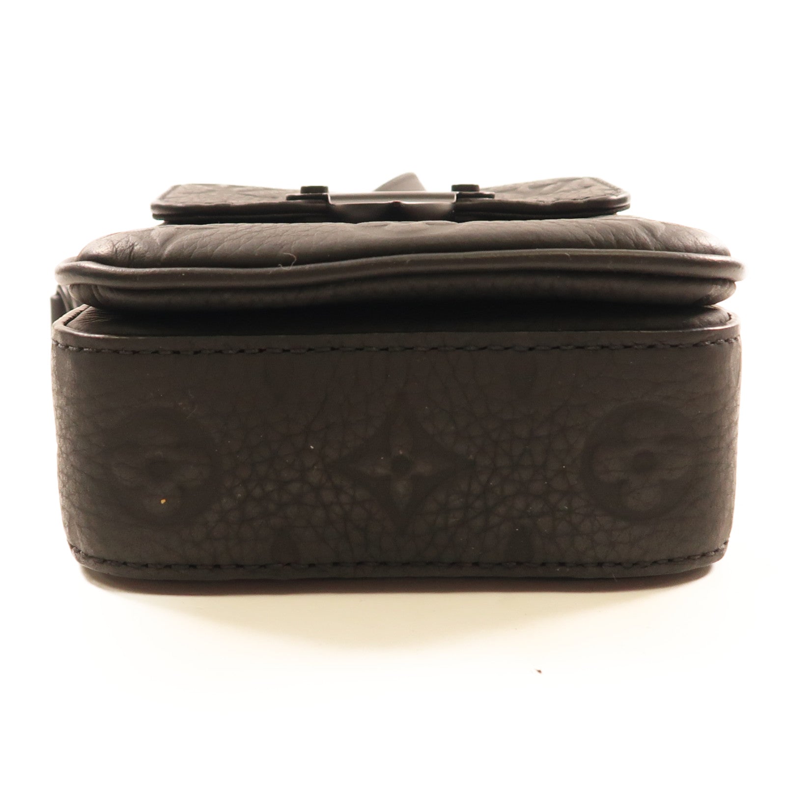 LOUIS VUITTON Monogram Taurillon S-Lock Vertical Wearable肩背袋