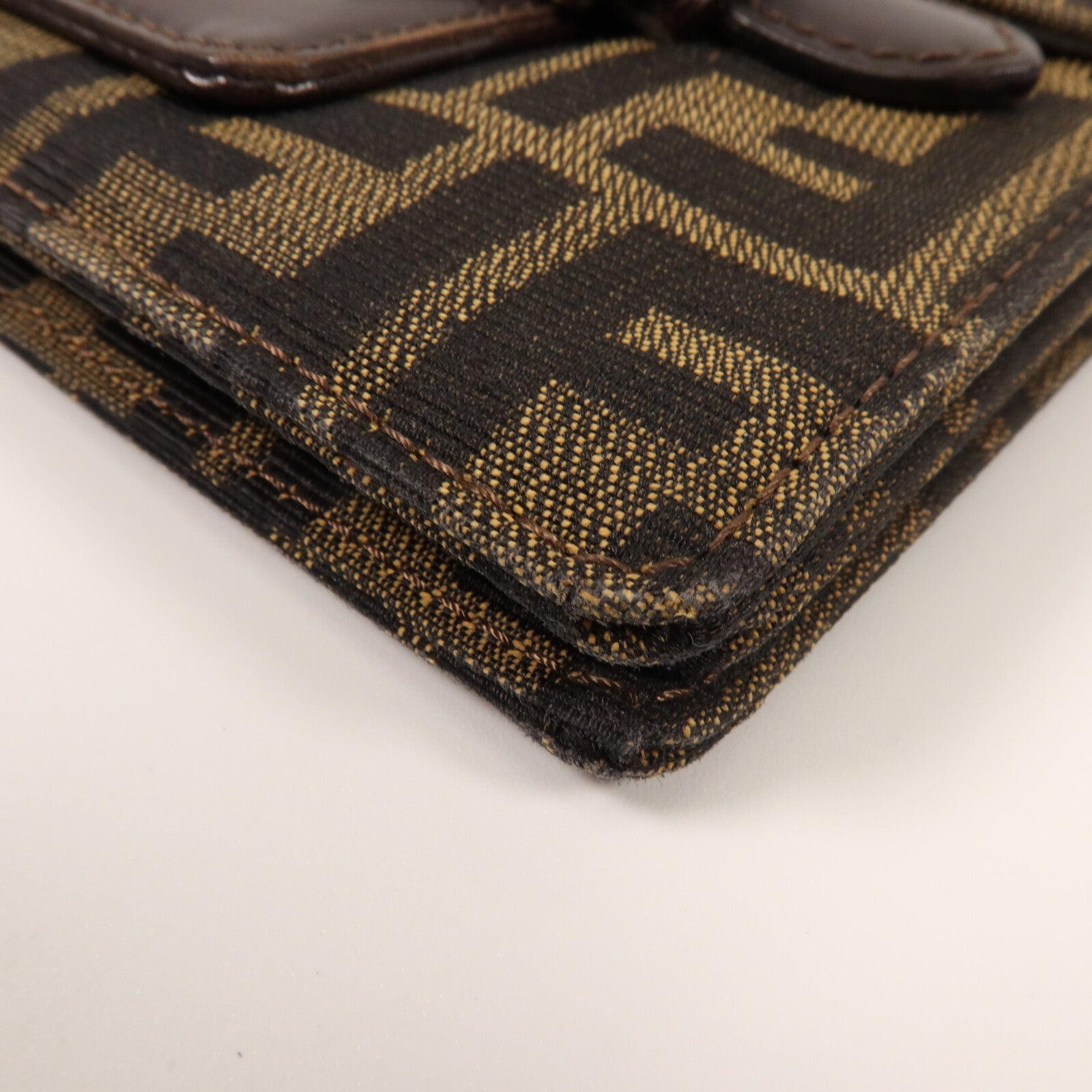 FENDI 帆布Zucca肩背袋
