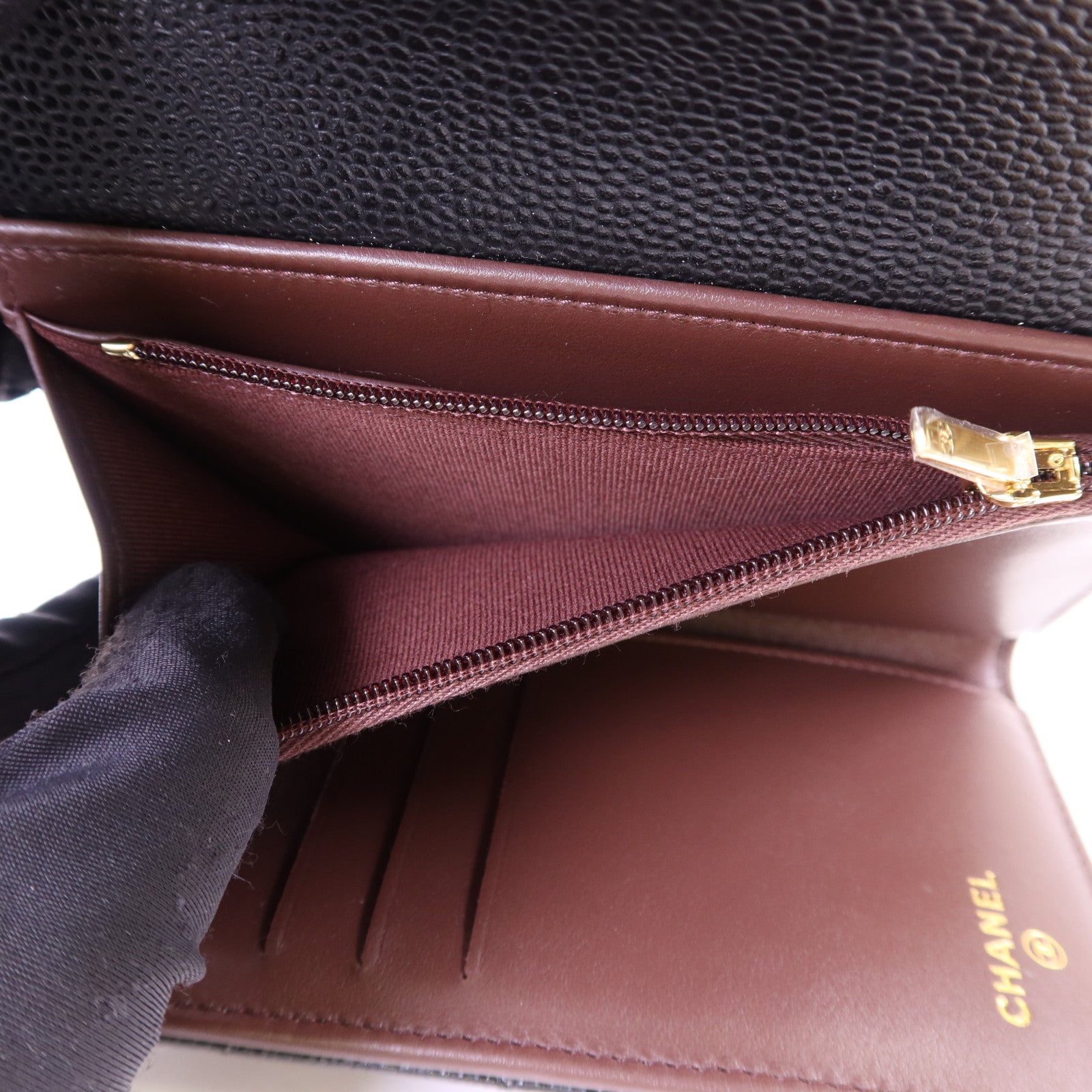 CHANEL 牛皮皮革Matelasse Tri-Fold Wallet金扣長錢包