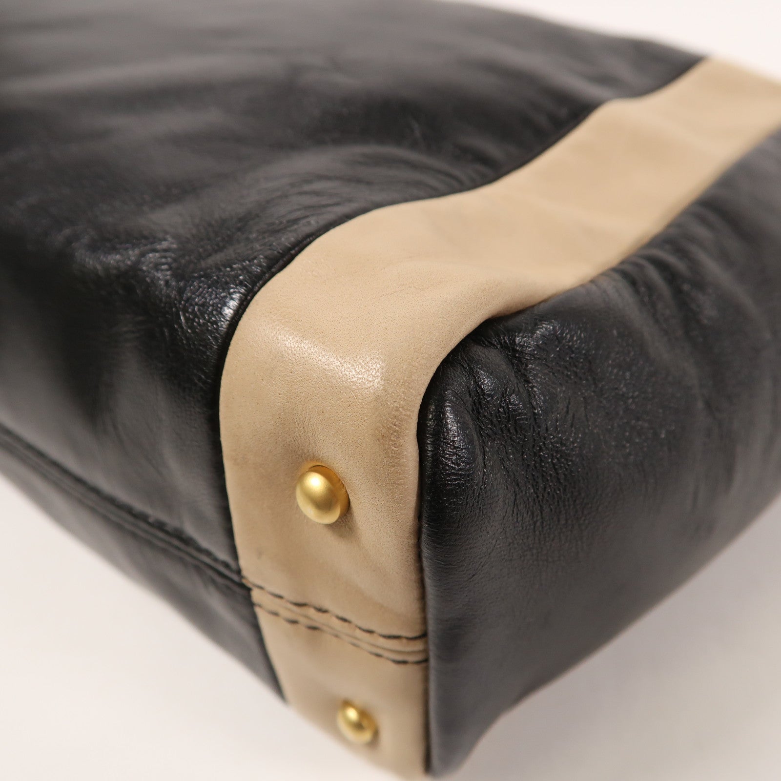 CHANEL 羊皮皮革Shoulder Bag金扣肩背袋
