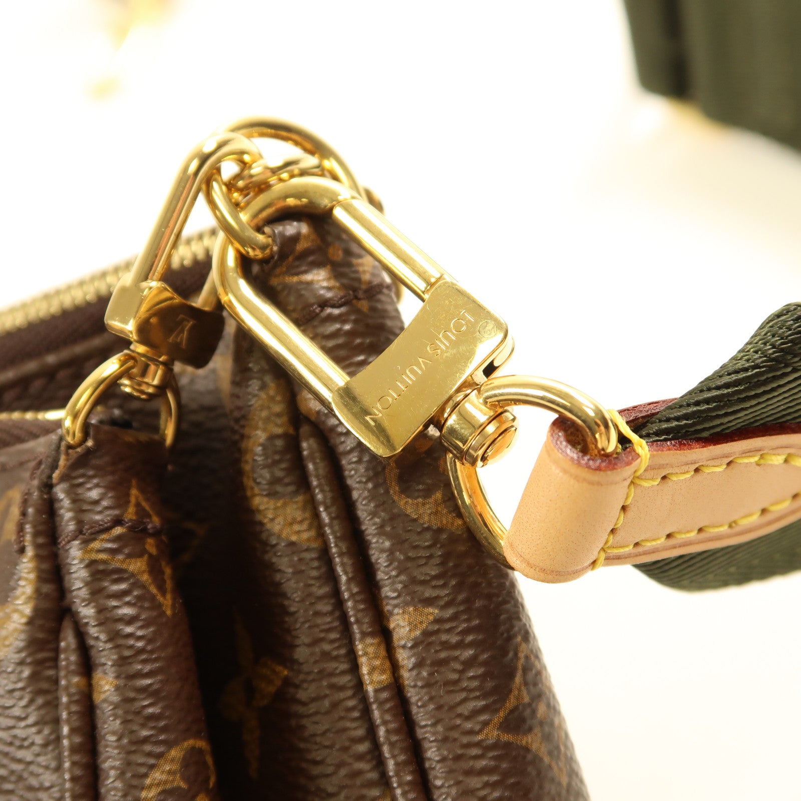 LOUIS VUITTON Monogram Multi Pochette Accessoires金扣肩背袋