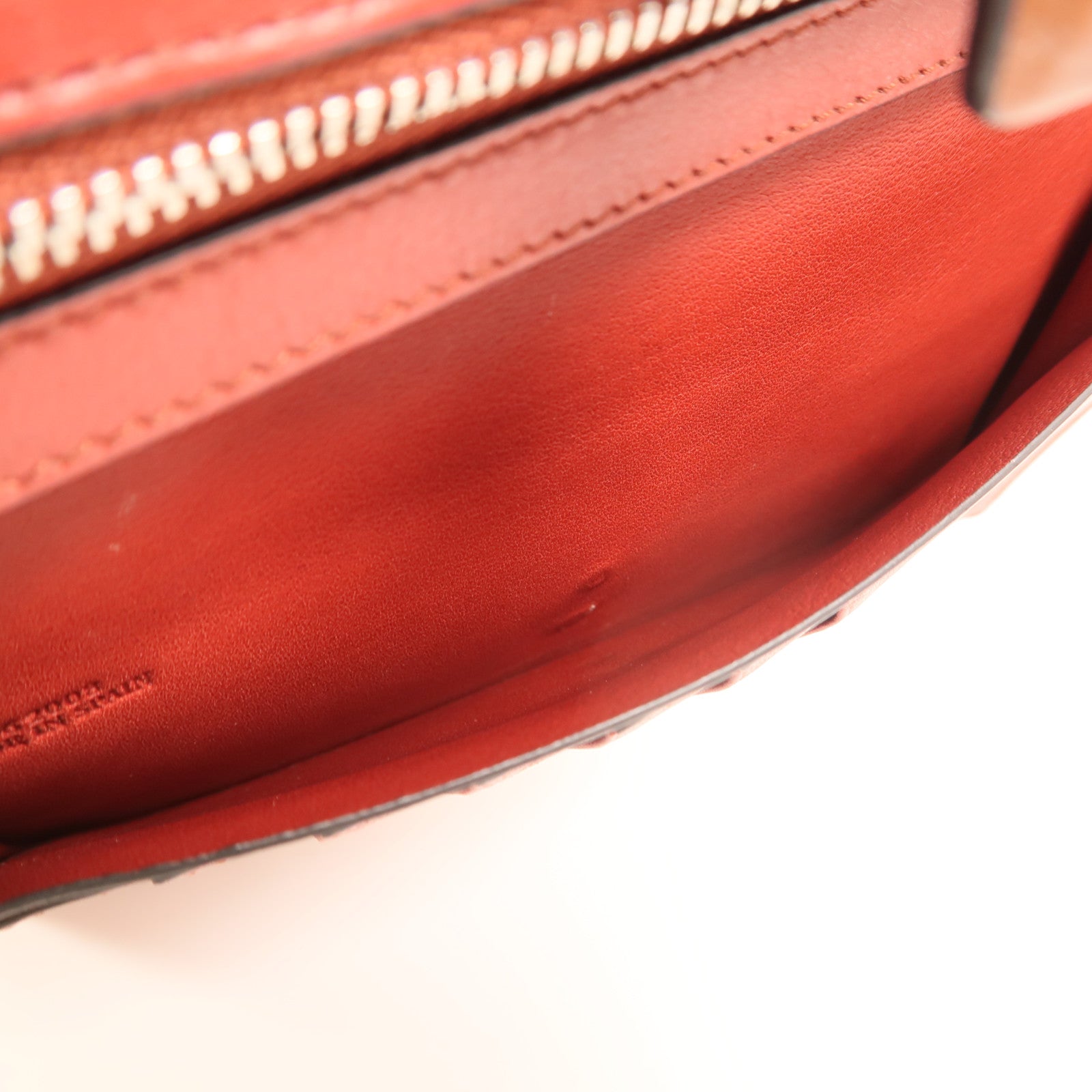 LOEWE 牛皮皮革Large Vertical Wallet銀扣長錢包