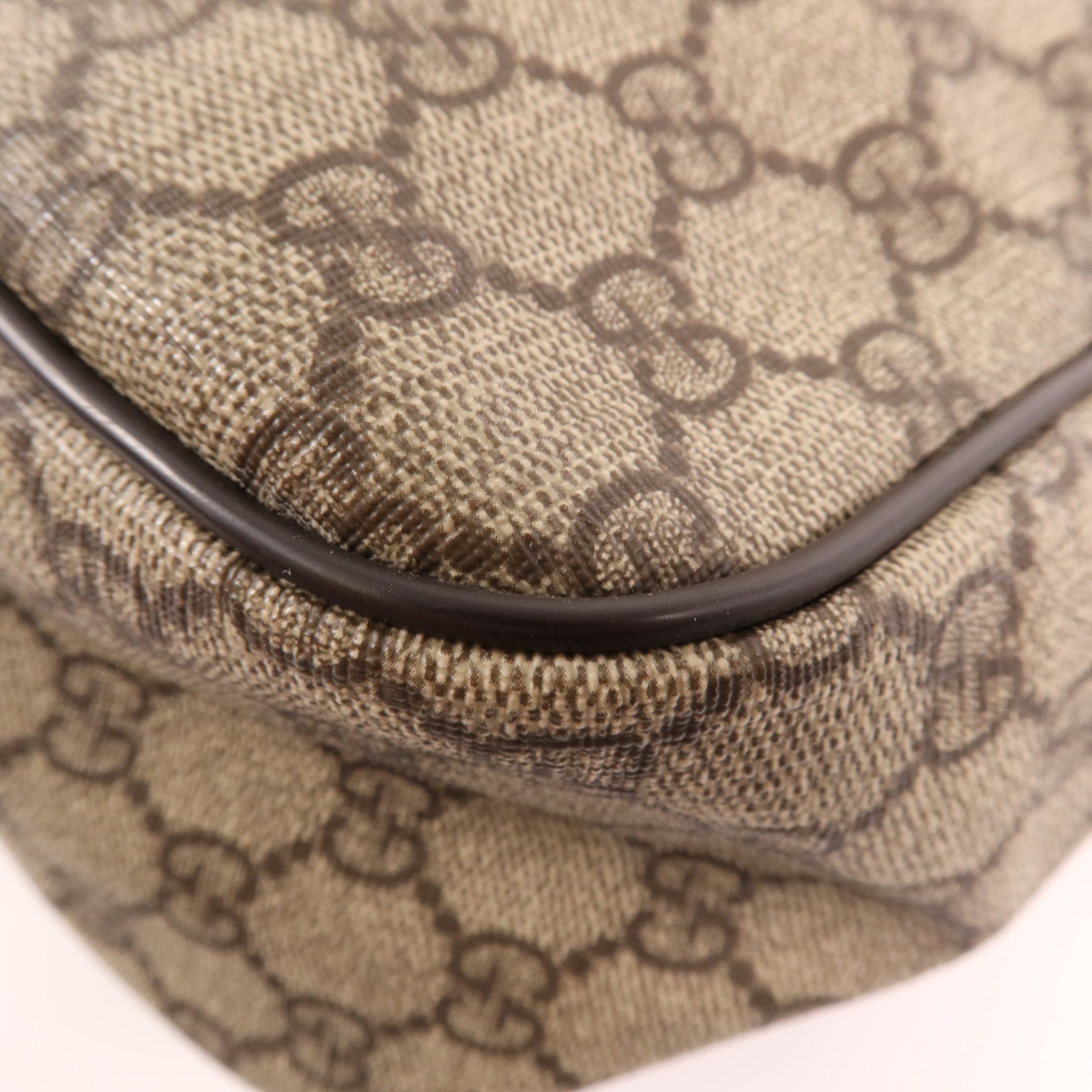 GUCCI 塗層帆布Shoulder Bag金扣肩背袋