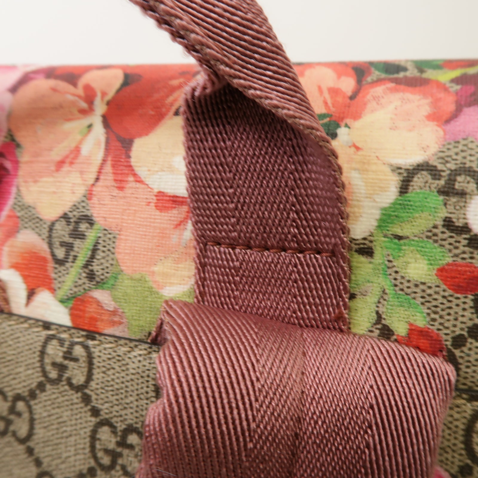 GUCCI 塗層帆布Backpack銀扣背包棕色/粉紅色