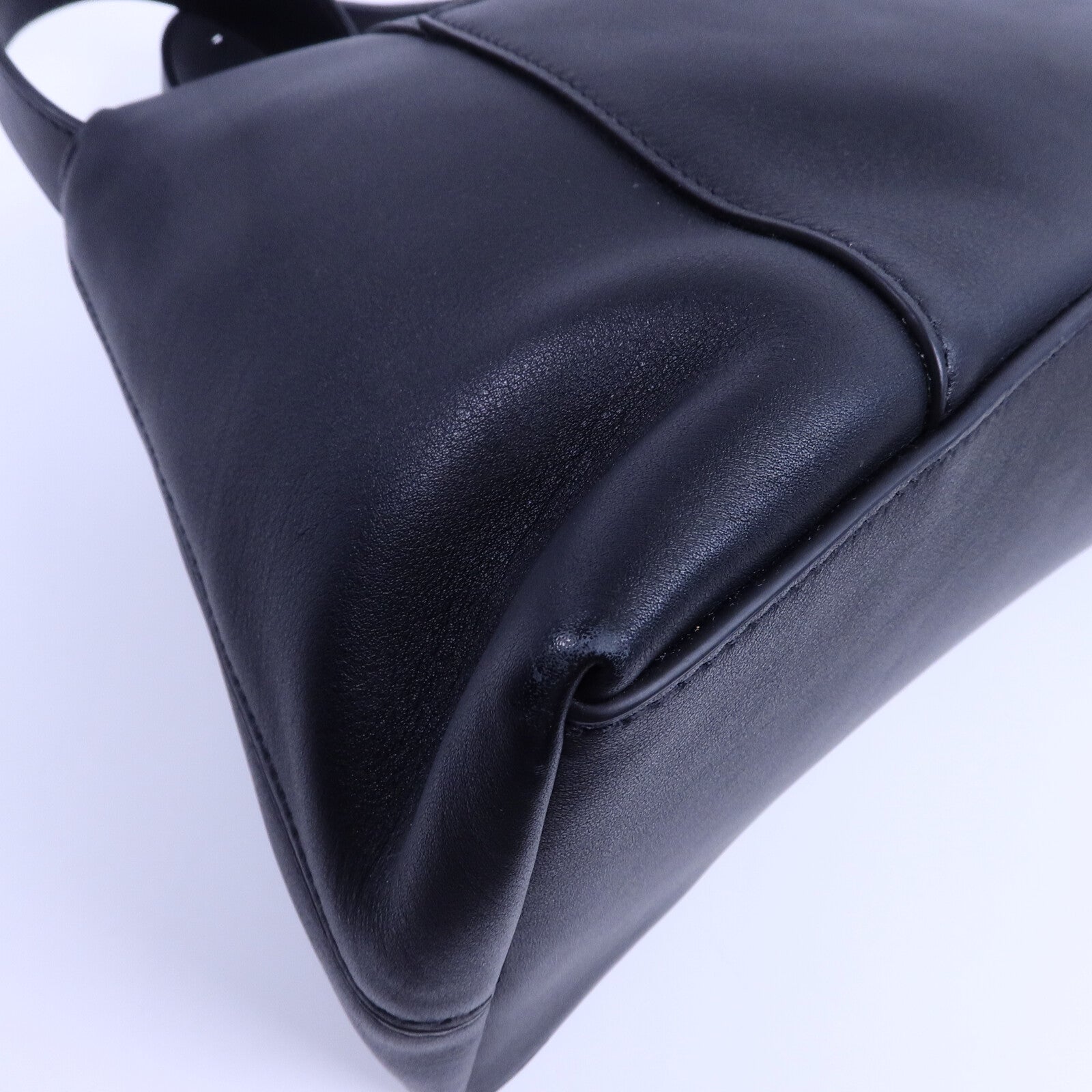 BALENCIAGA 牛皮皮革Downtown Medium肩背袋