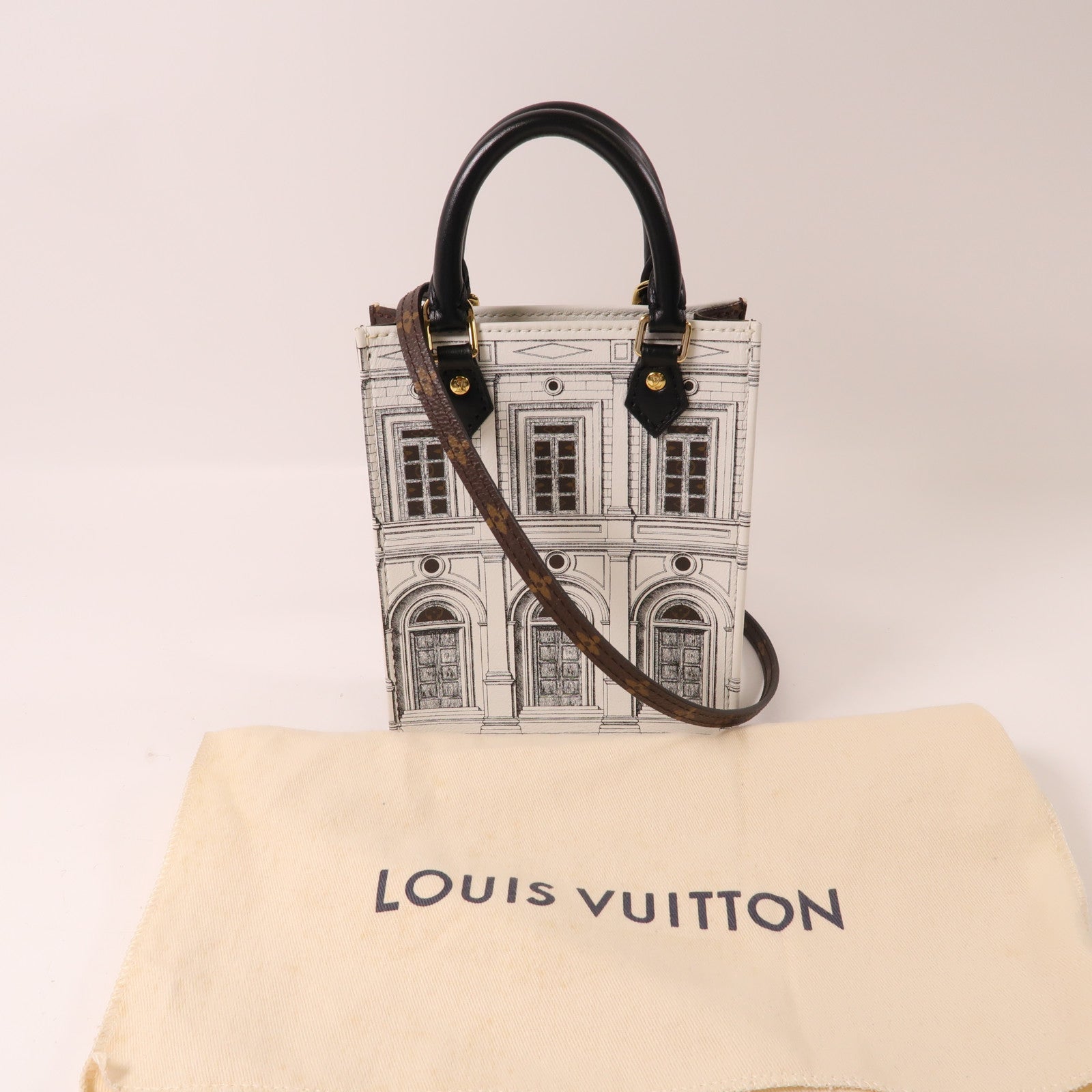 LOUIS VUITTON 【激減優惠】皮革/Monogram Petite Sac Plat Fornasetti金扣手挽肩背兩用袋白色/啡色