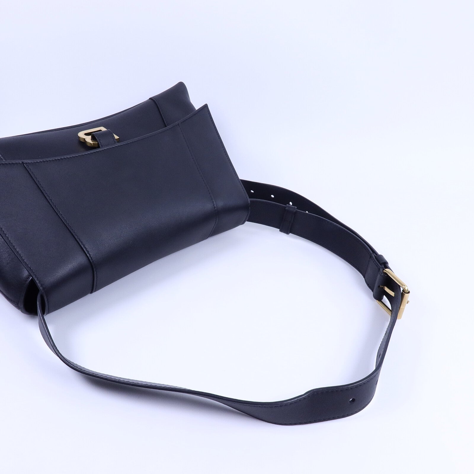 BALENCIAGA 牛皮皮革Downtown Medium肩背袋