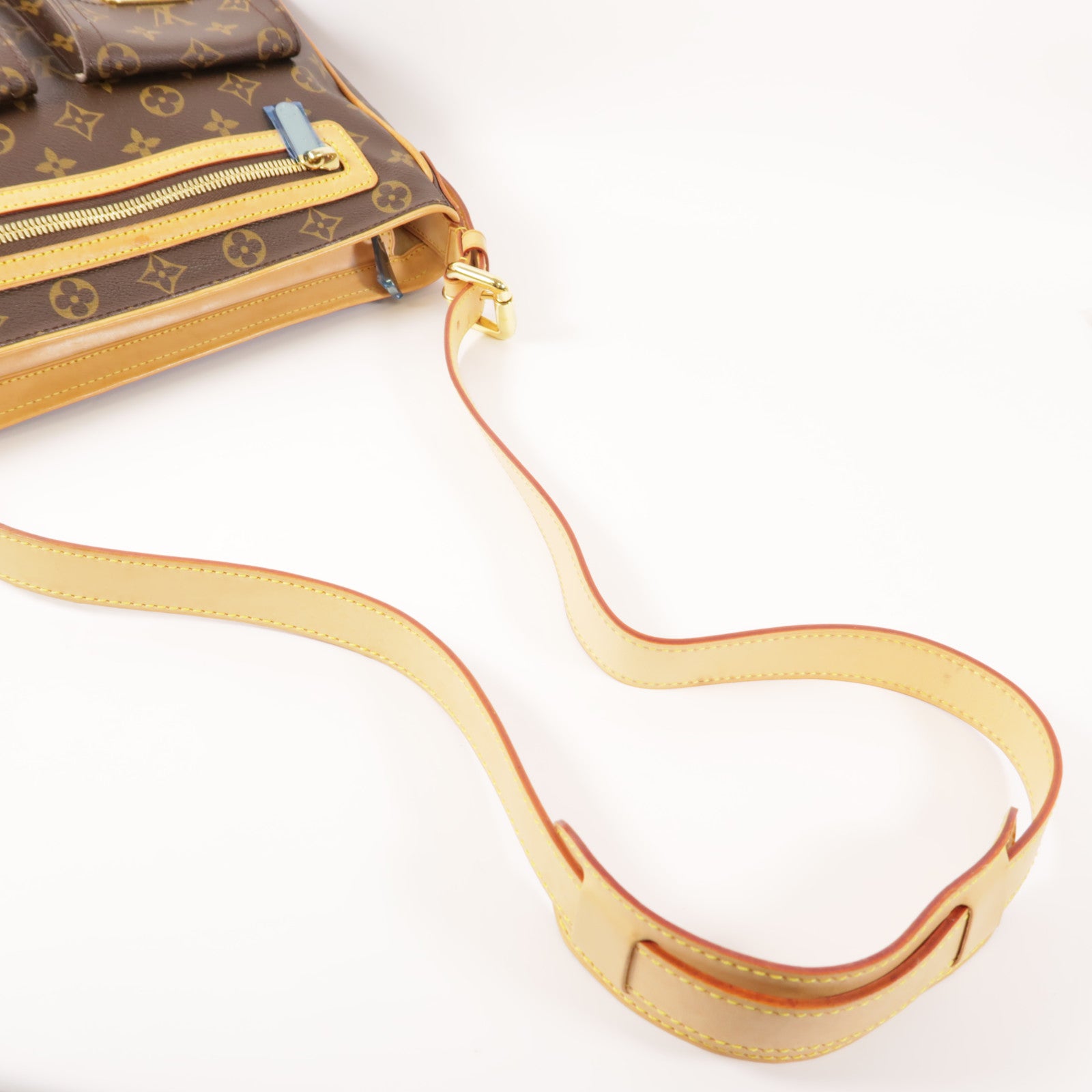 LOUIS VUITTON Monogram Hudson GM金扣肩背袋