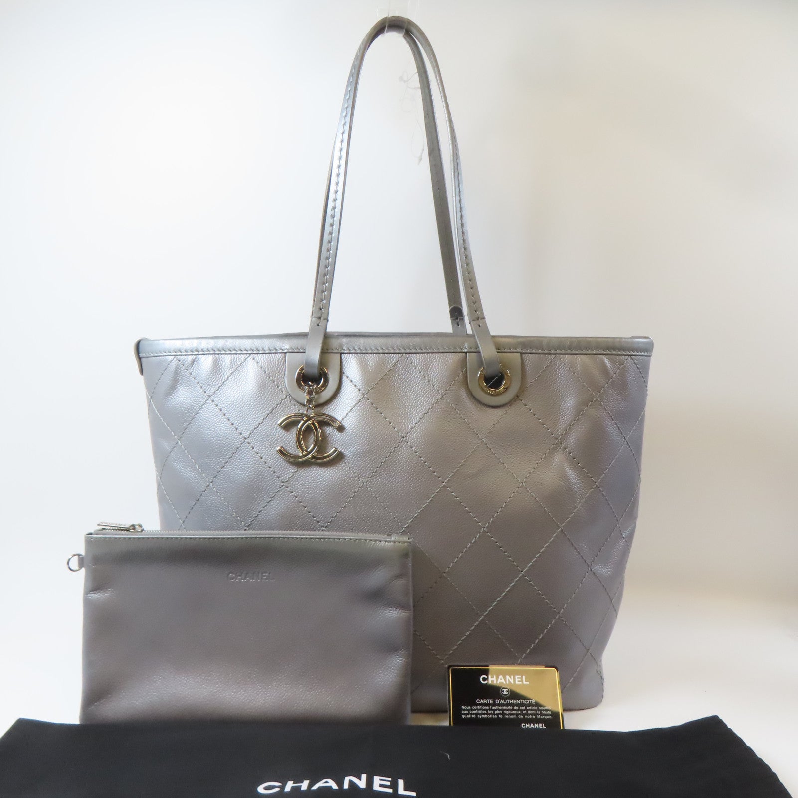 CHANEL 【激減優惠】菱格Caviar皮革Tote Bag銀扣手挽袋銀色