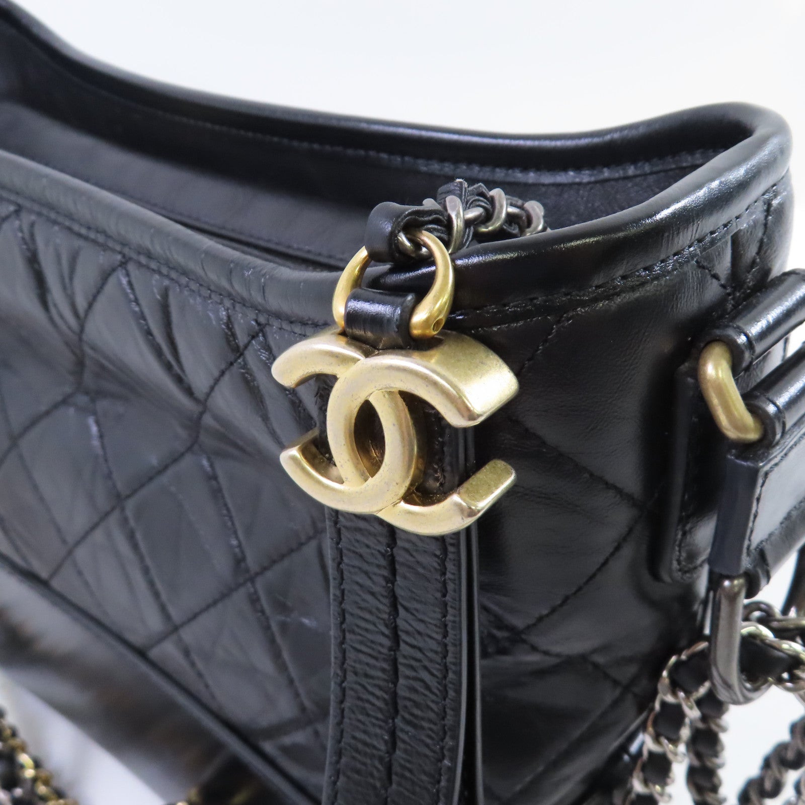 CHANEL 菱格牛皮皮革Gabrielle MM Chain Shoulder Bag金扣鏈帶肩背袋黑色