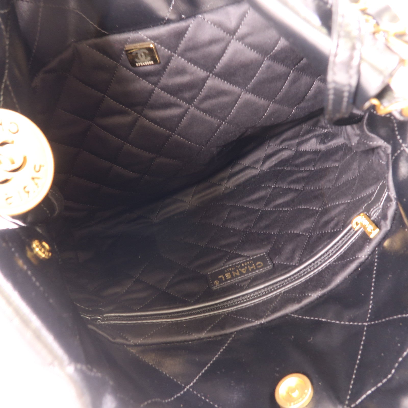 CHANEL 牛皮皮革Chanel 22 Small金扣鏈帶肩背袋