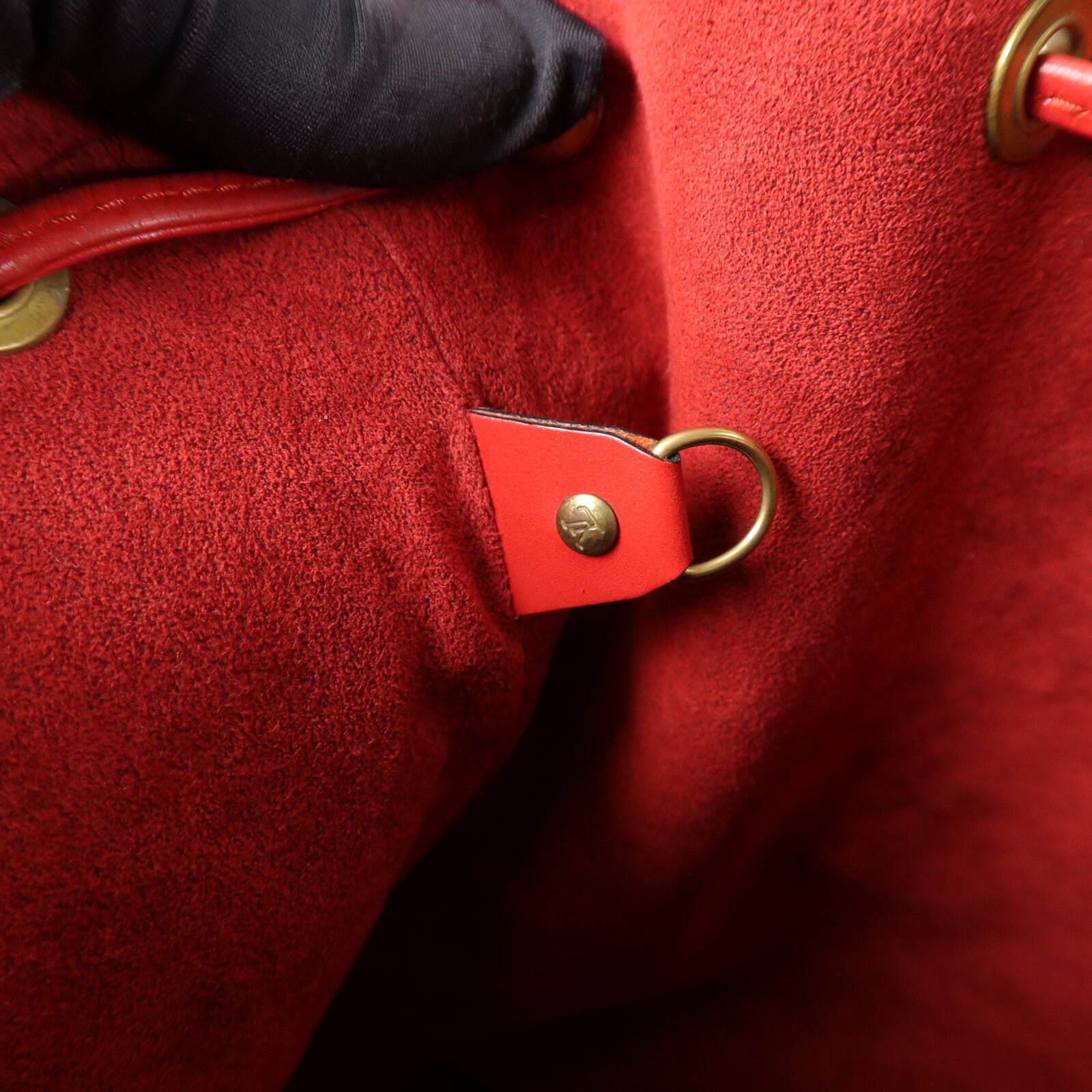 LOUIS VUITTON Epi Noe肩背袋