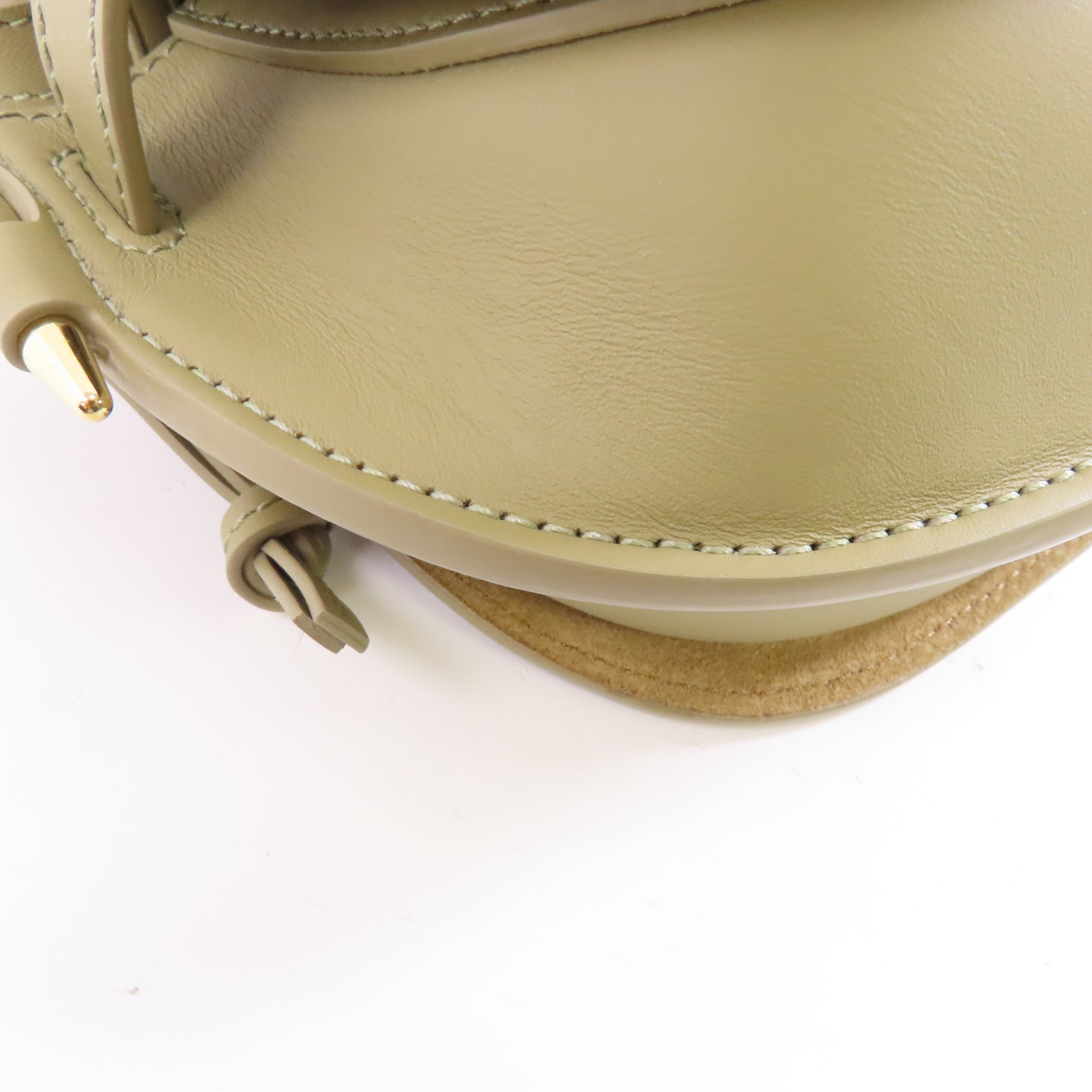 LOEWE 牛皮皮革Mini Gate金扣肩背袋米色