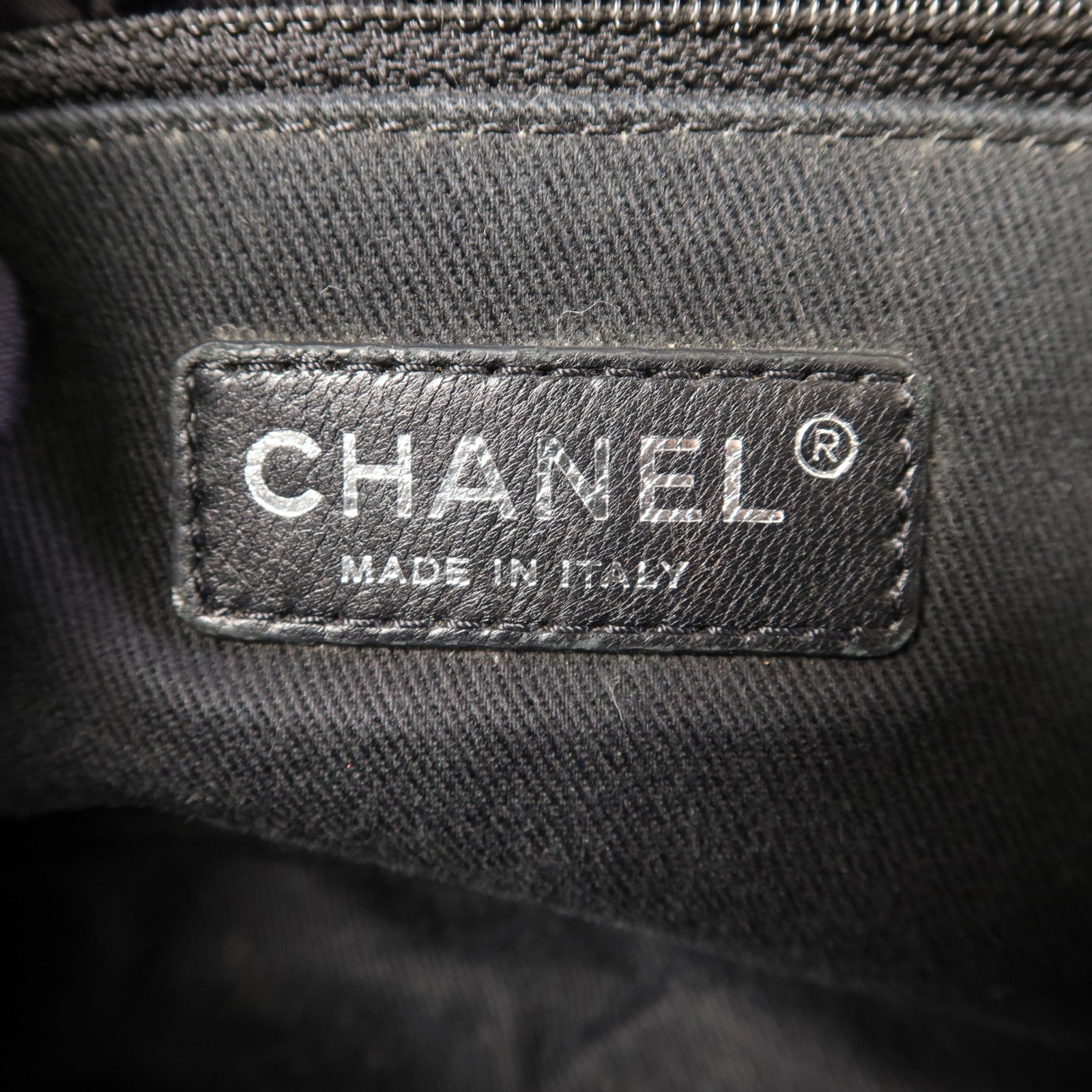 CHANEL 牛皮皮革Chain Shoulder Bag銀扣鏈帶肩背袋