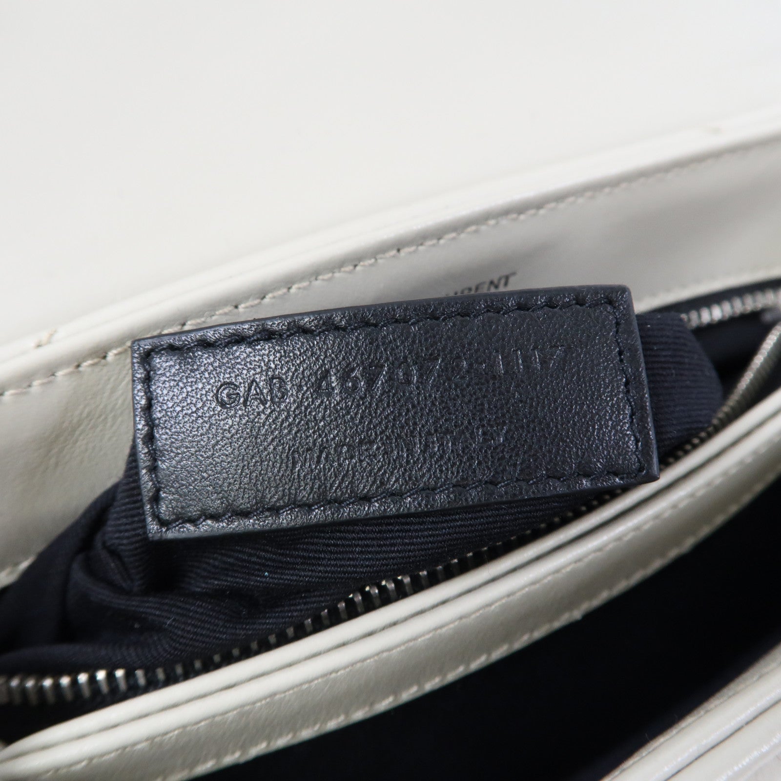 SAINT LAURENT 斜紋牛皮皮革Shoulder Bag銀扣肩背袋淺灰色