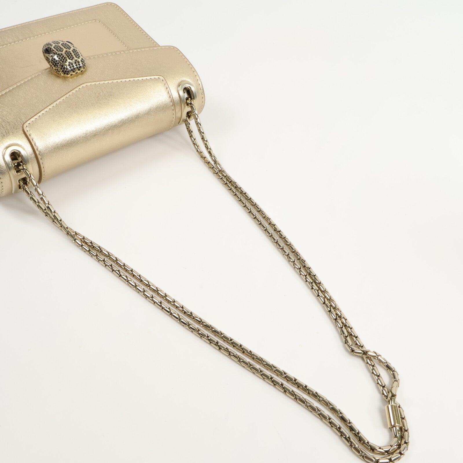 BVLGARI 牛皮皮革Serpenti Forever Day to Night鏈帶肩背袋