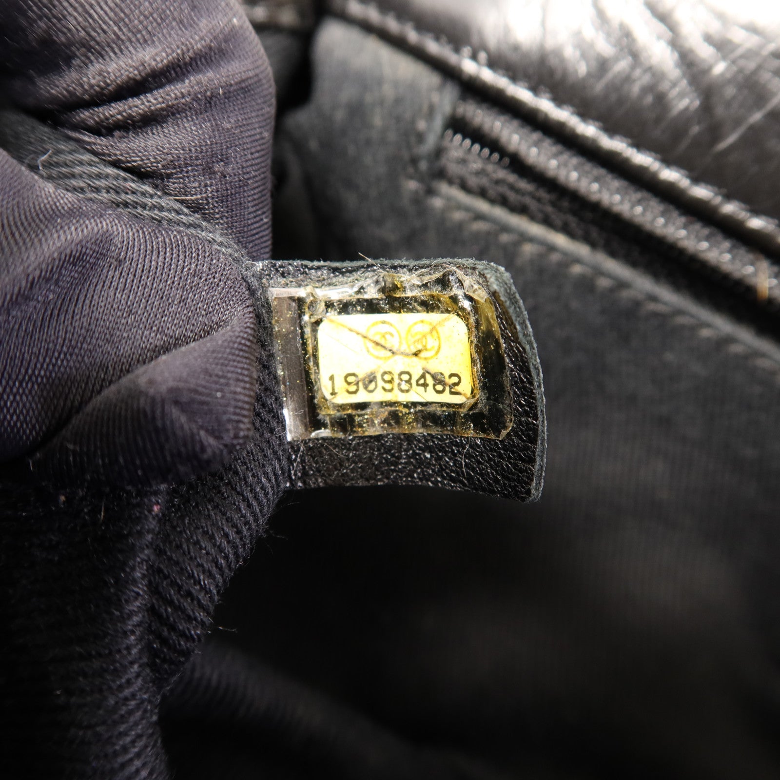 CHANEL 牛皮皮革Chain Shoulder Bag銀扣鏈帶肩背袋