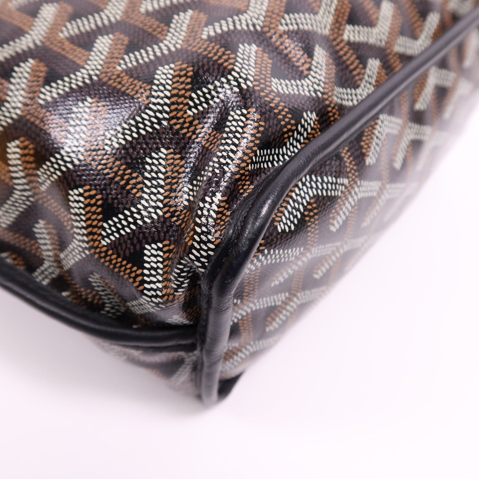 GOYARD 塗層帆布Anjou Mini銀扣肩背袋