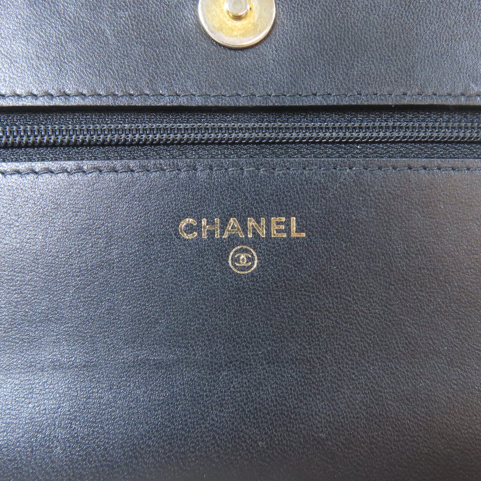 CHANEL 斜紋牛皮皮革Boy WOC Wallet On Chain金扣鏈帶肩背袋黑色