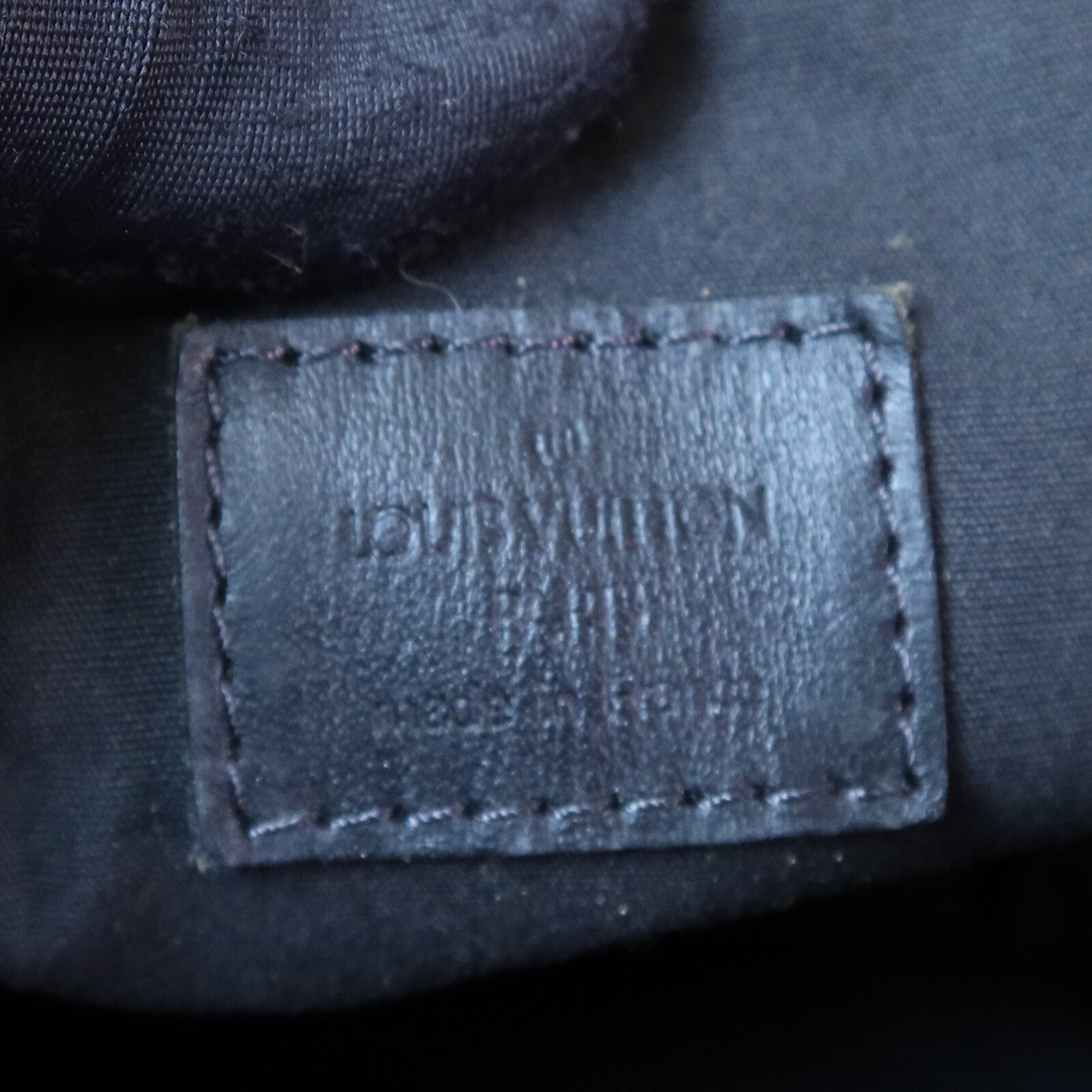 LOUIS VUITTON Monogram Mini Lin Betsy金扣背包