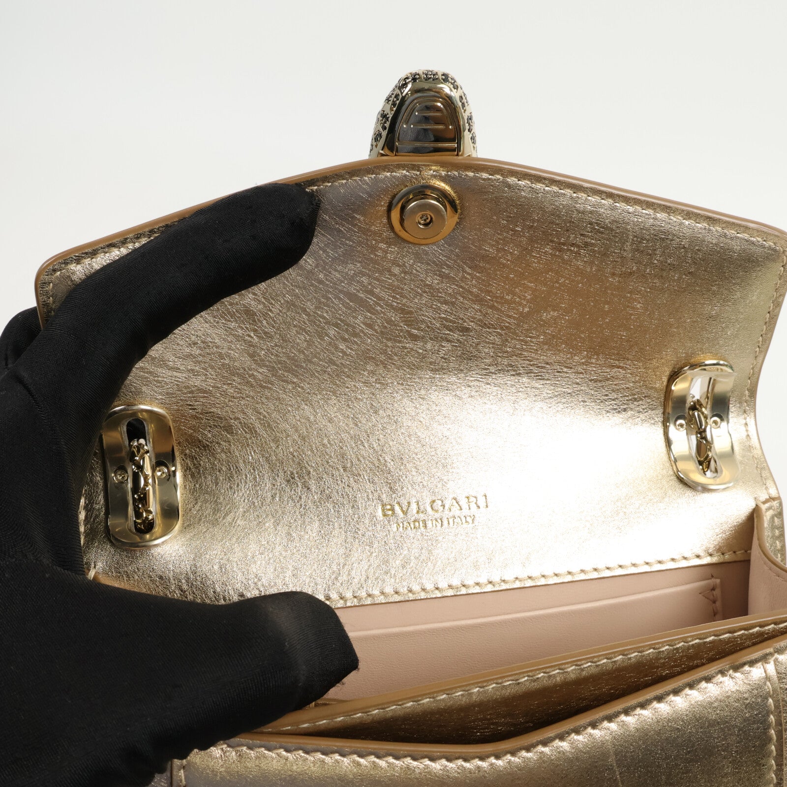 BVLGARI 牛皮皮革Serpenti Forever Day to Night鏈帶肩背袋