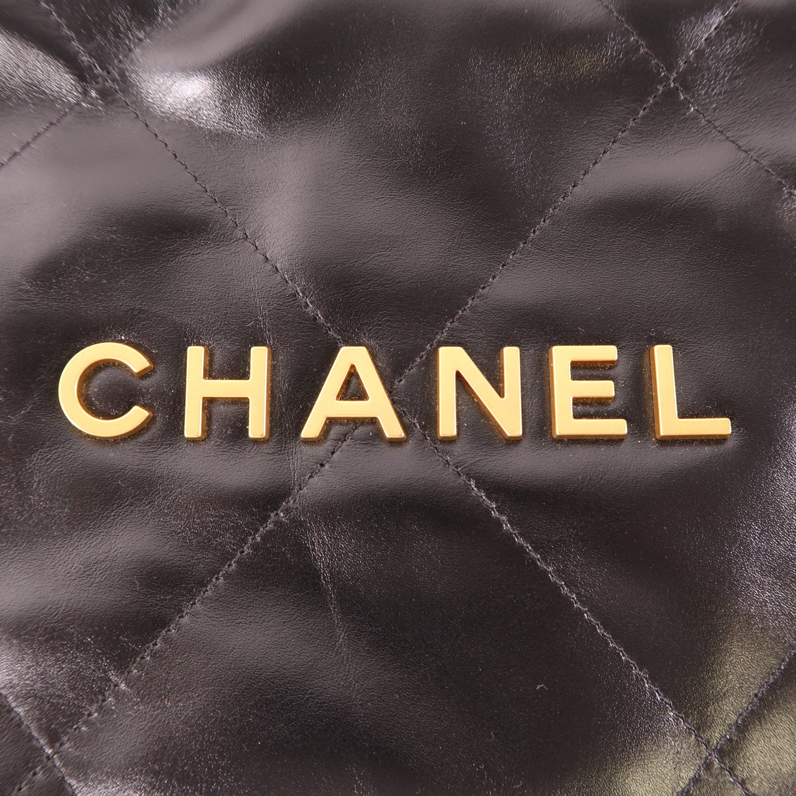 CHANEL 牛皮皮革Chanel 22 Small金扣鏈帶肩背袋
