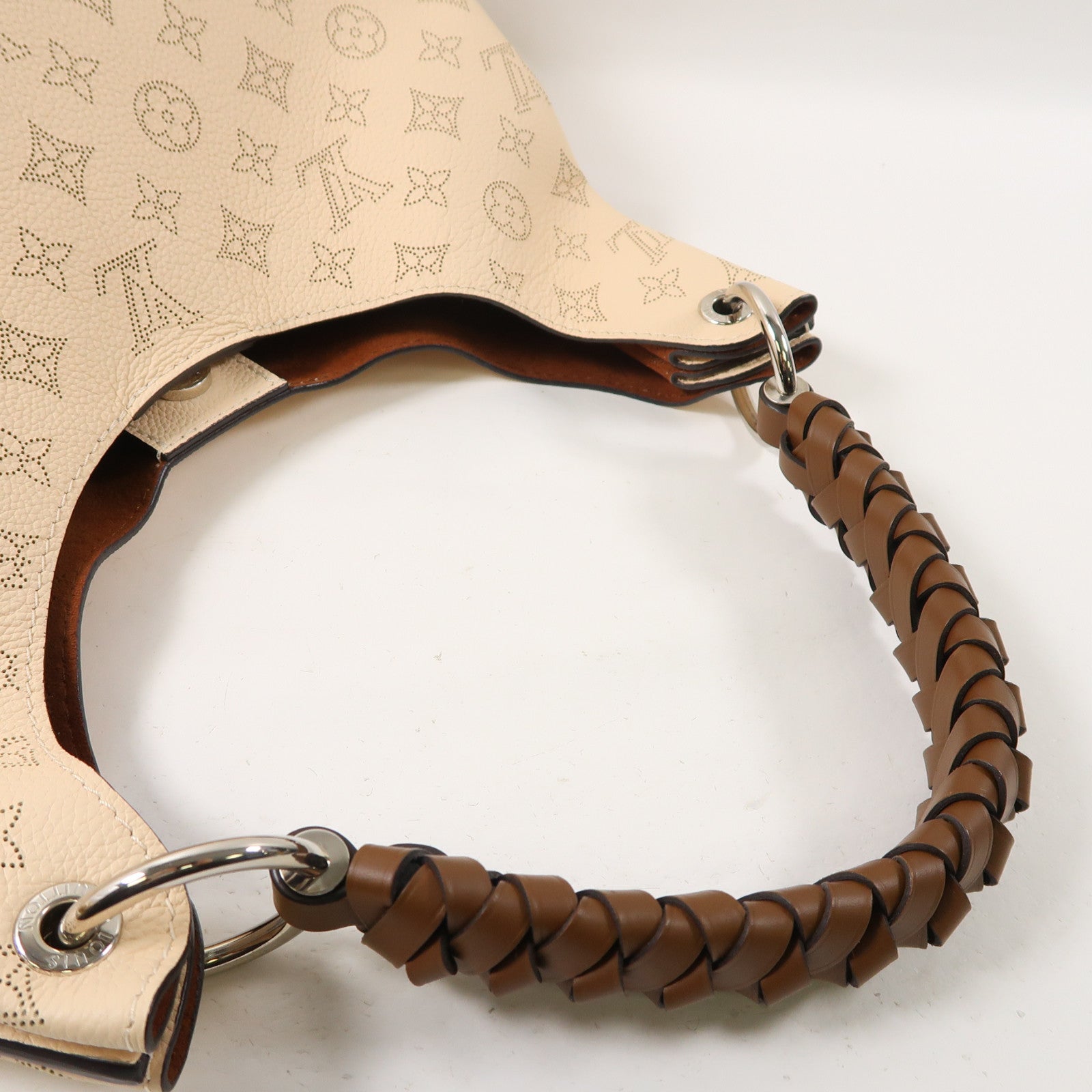 LOUIS VUITTON Mahina Carmel Mahina銀扣肩背袋米色