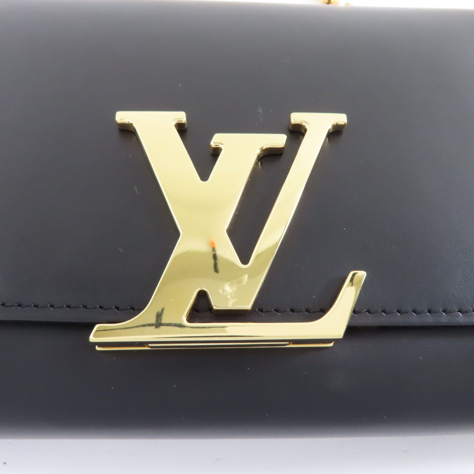 LOUIS VUITTON 牛皮皮革Chain Louise金扣鏈帶肩背袋黑色