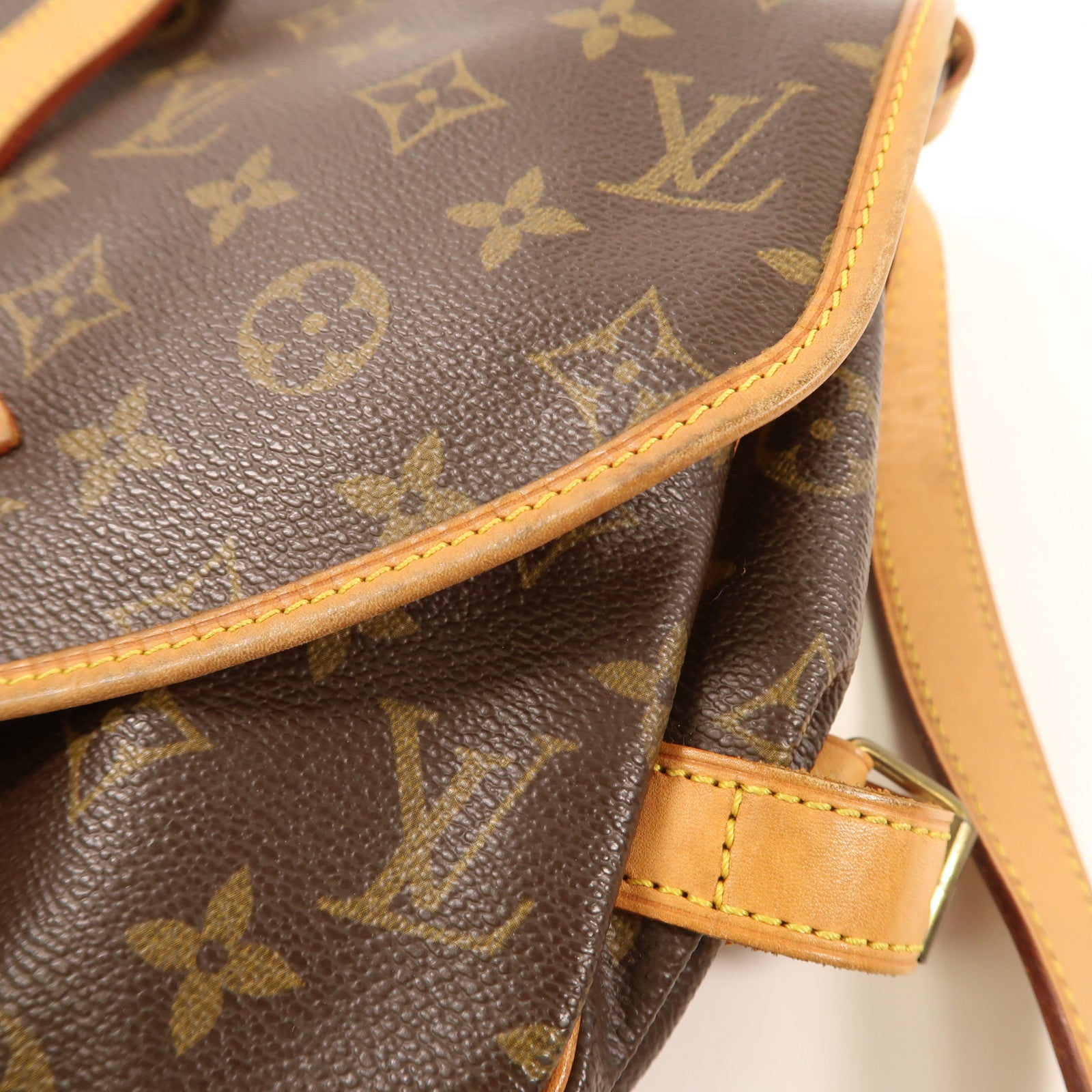 LOUIS VUITTON【激減優惠】 Monogram Saumur 30金扣肩背袋