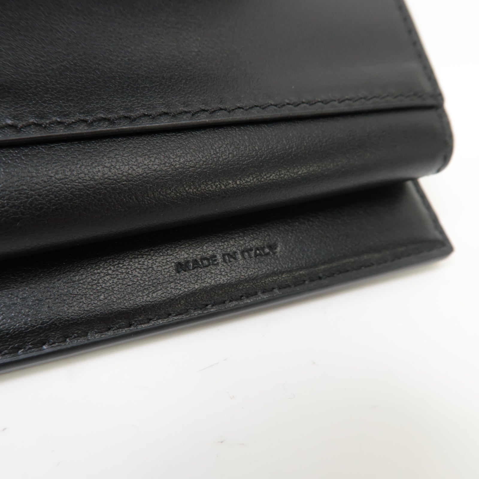 CELINE 【激減優惠】羊皮皮革Triomphe Compact Wallet金扣錢包黑色