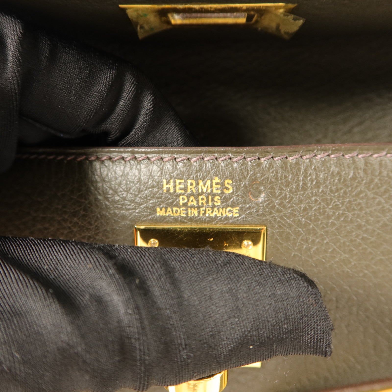 HERMES Clemence皮革Kelly 32手挽袋Vert de Gris