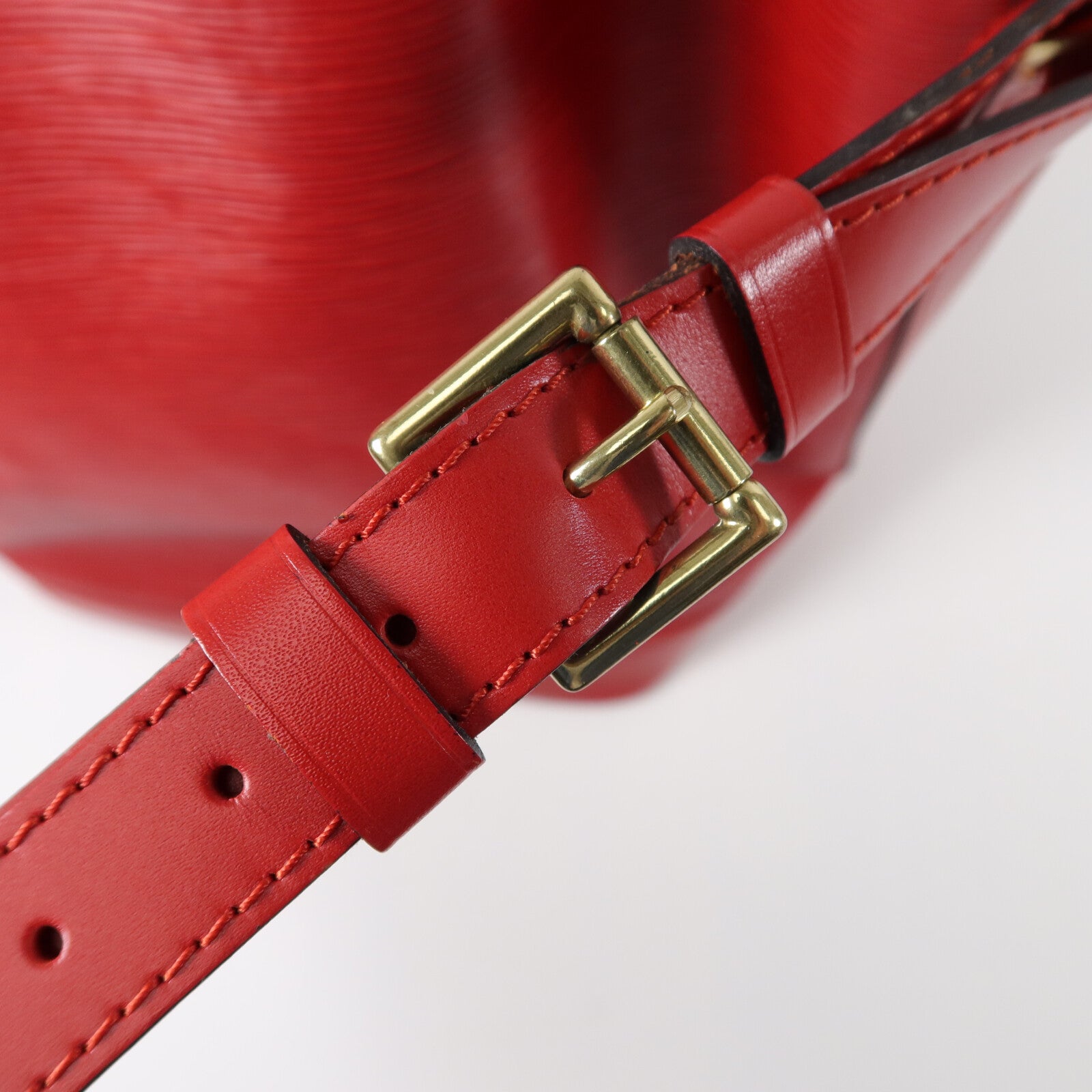LOUIS VUITTON Epi Noe肩背袋