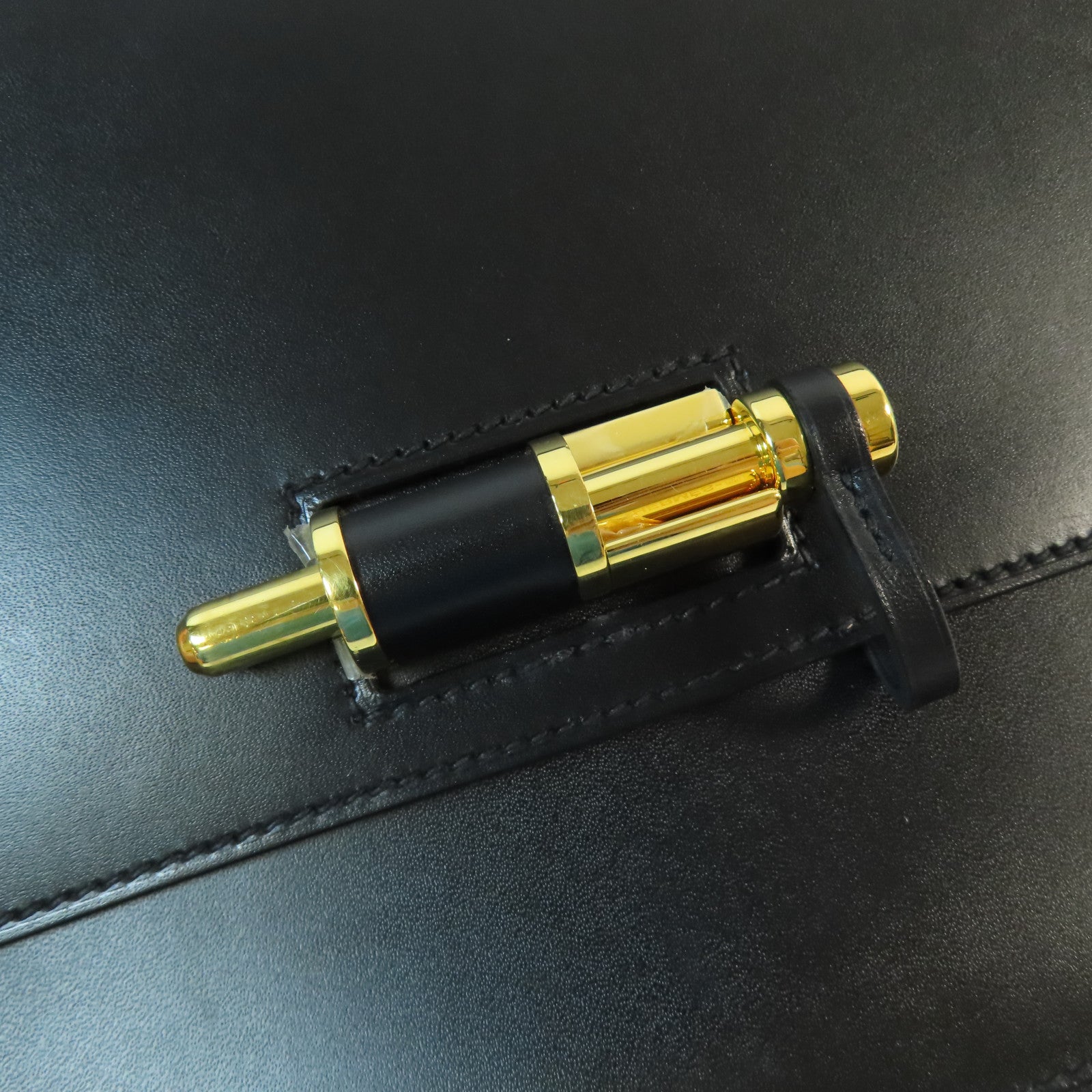 HERMES Swift皮革/Epsom皮革Sacabar 24金扣肩背袋Noir