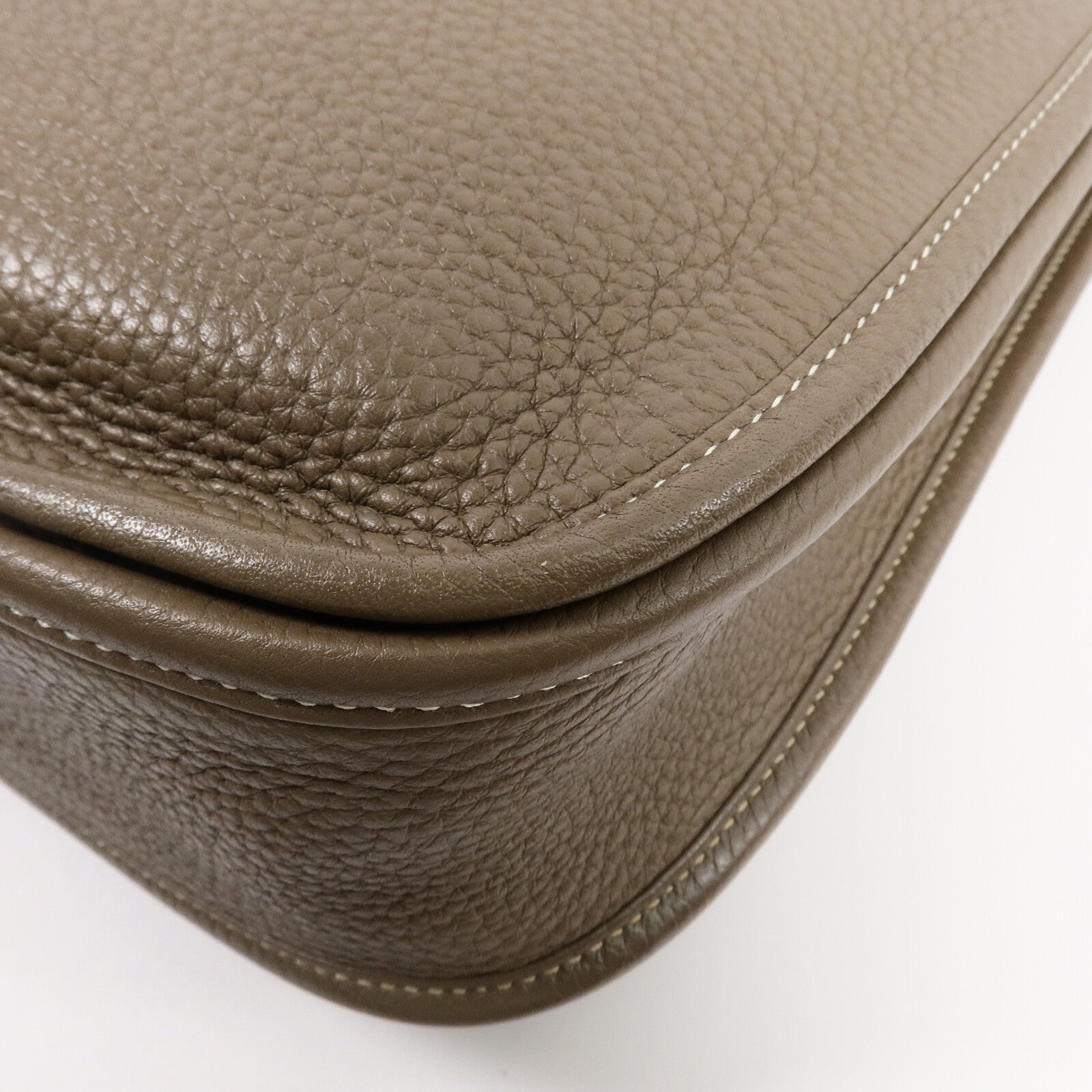 HERMES Clemence皮革Evelyne PM 肩背袋Etoupe