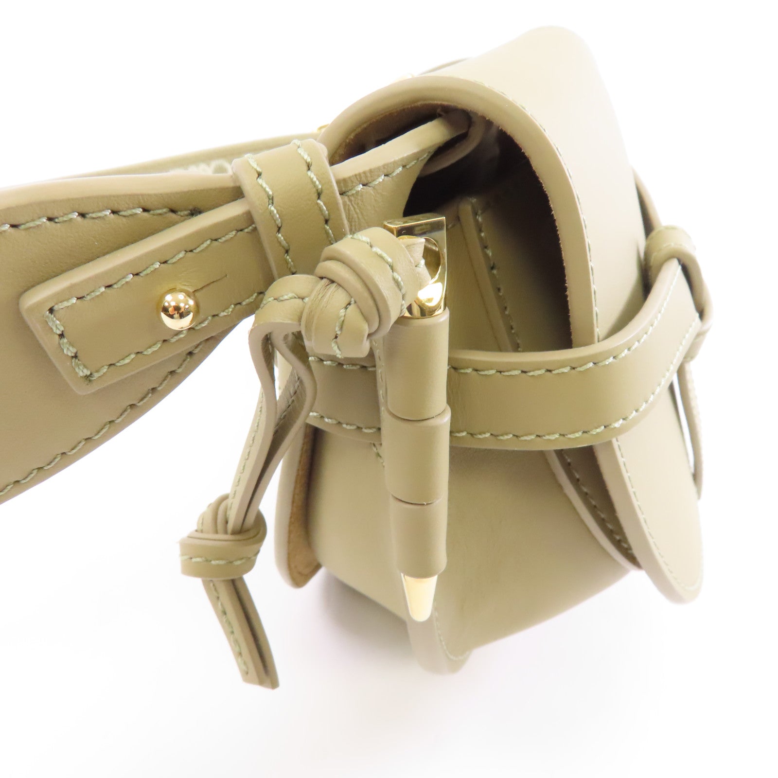 LOEWE 牛皮皮革Mini Gate金扣肩背袋米色