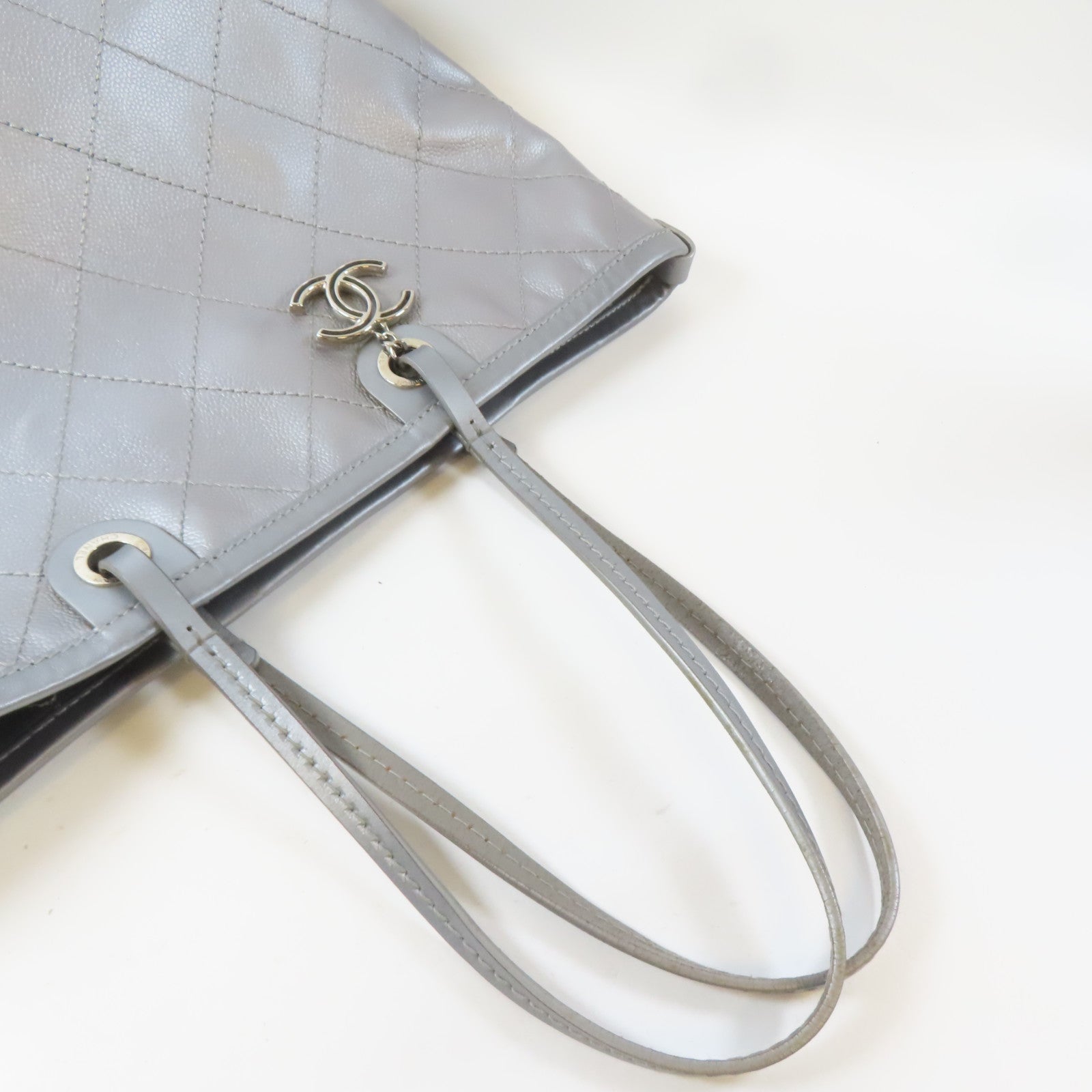 CHANEL 【激減優惠】菱格Caviar皮革Tote Bag銀扣手挽袋銀色