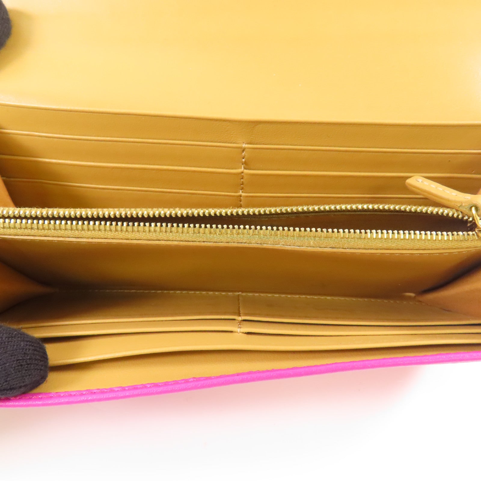 FENDI 【激減優惠】牛皮皮革Long Wallet金扣長錢包