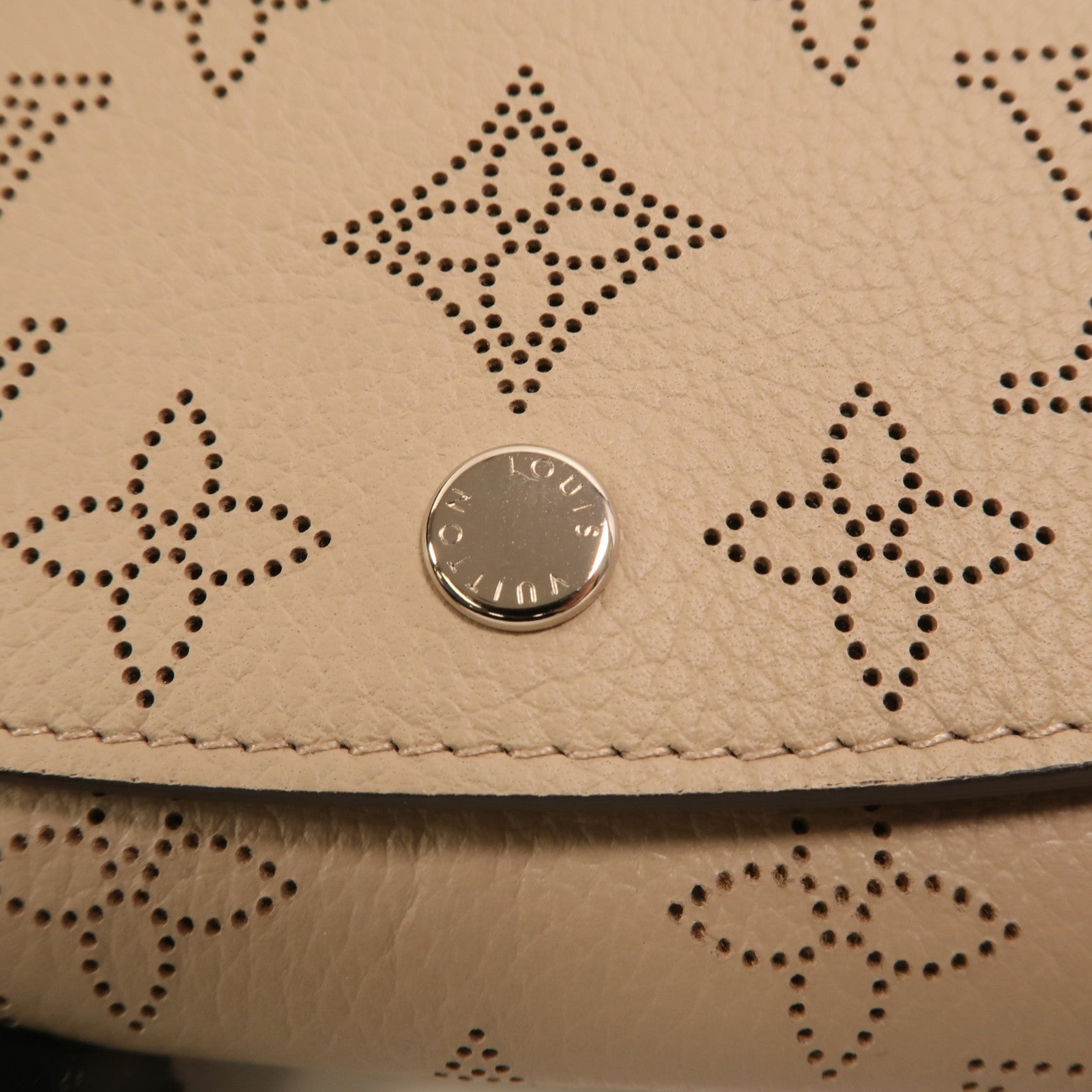 LOUIS VUITTON Mahina Iris Compact Wallet銀扣錢包