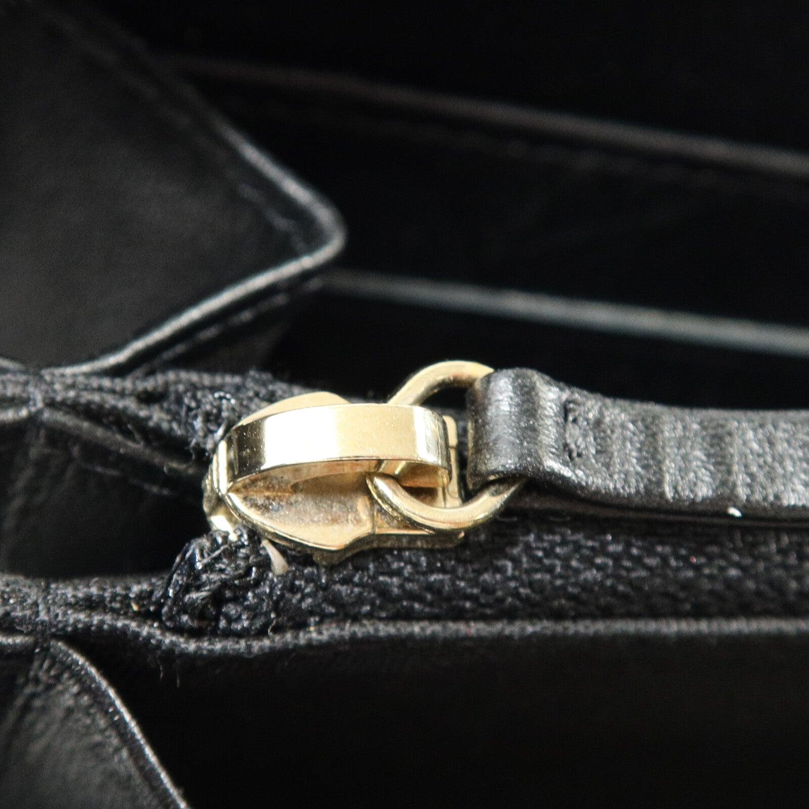 CHANEL 牛皮皮革CC Filigree Zipper Long Wallet長錢包