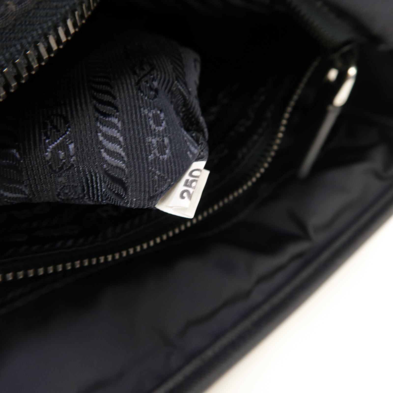 PRADA 尼龍/Saffiano皮革Messenger Bag銀扣肩背袋藍色
