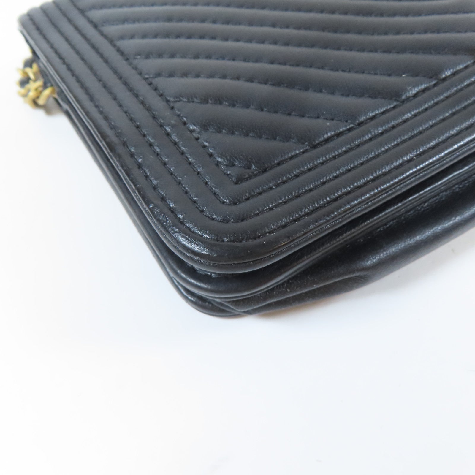 CHANEL 斜紋牛皮皮革Boy WOC Wallet On Chain金扣鏈帶肩背袋黑色