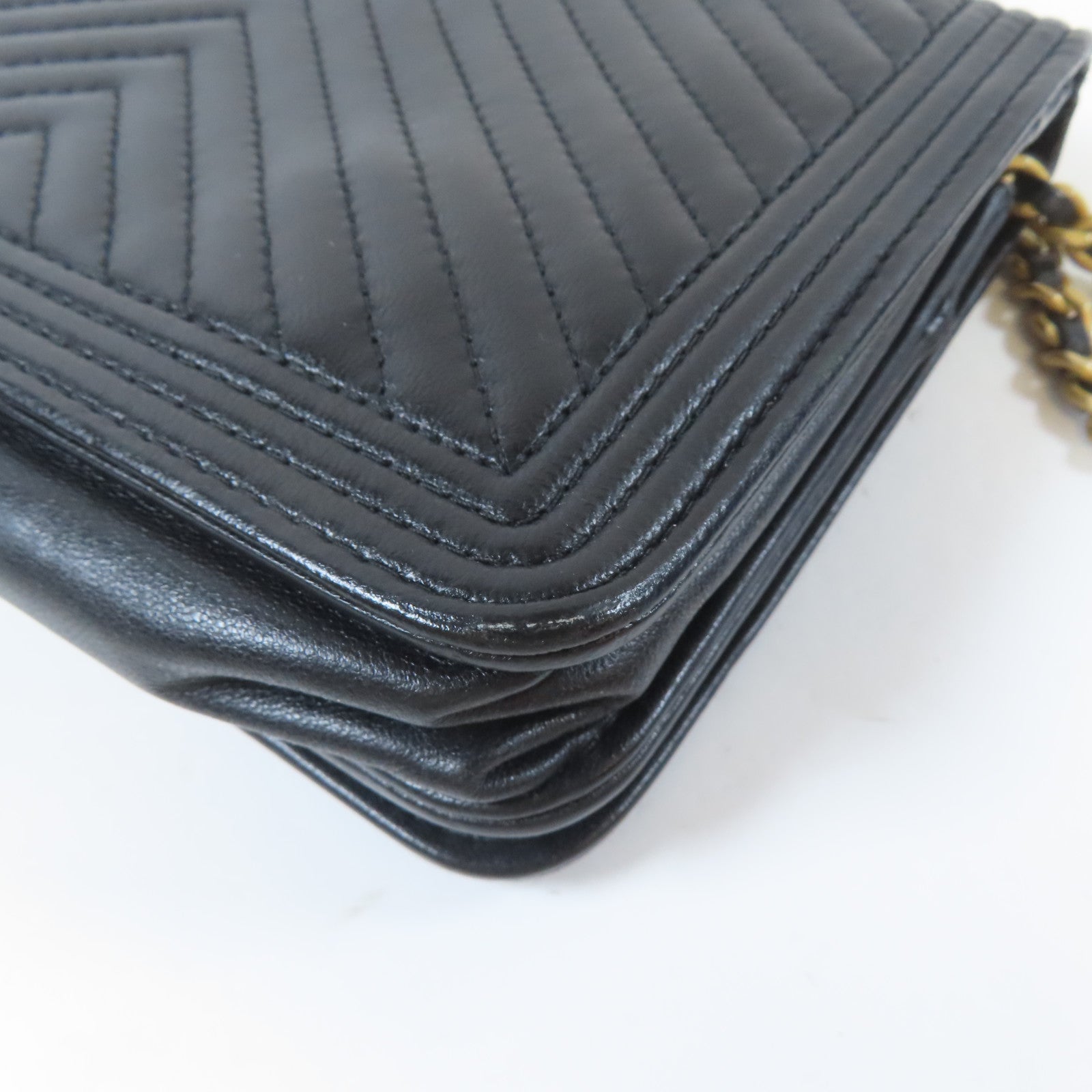 CHANEL 斜紋牛皮皮革Boy WOC Wallet On Chain金扣鏈帶肩背袋黑色