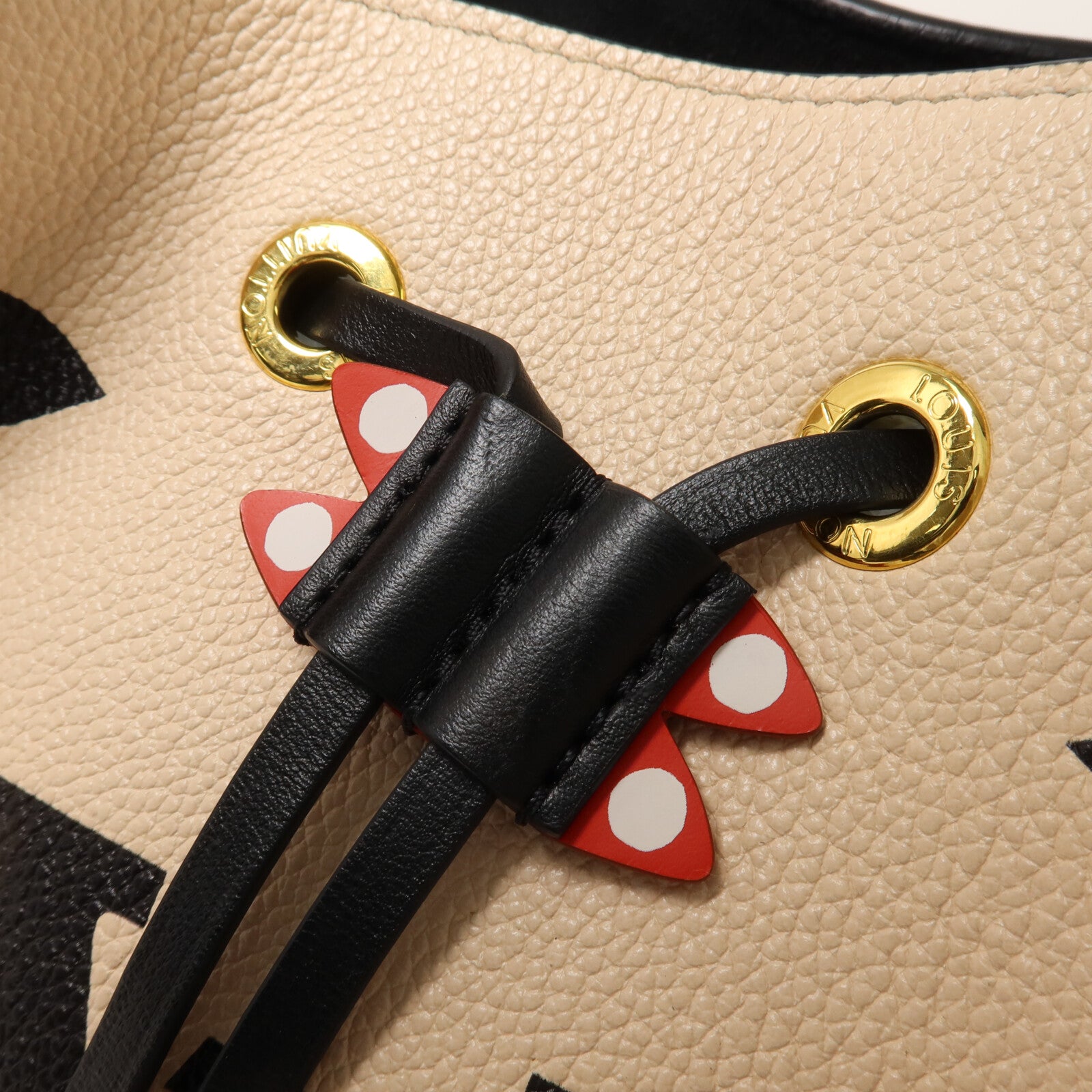 LOUIS VUITTON Monogram Giant/Monogram Empreinte Crafty Neo Noe MM手挽肩背兩用袋